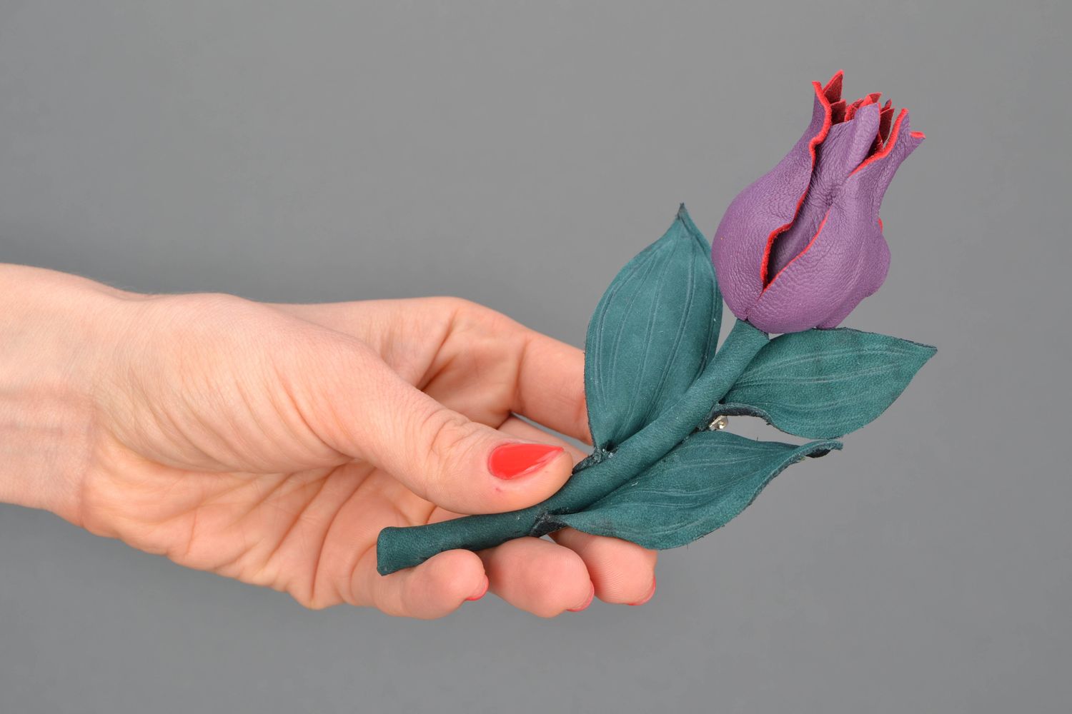 Beautiful leather brooch in the shape of tulip photo 2