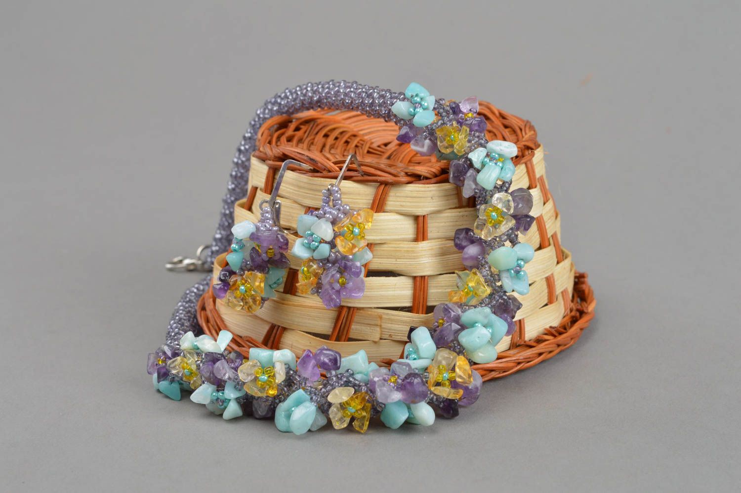 Designer Schmcukset aus echten Steinen Collier und Ohrringe handmade in Lila foto 1