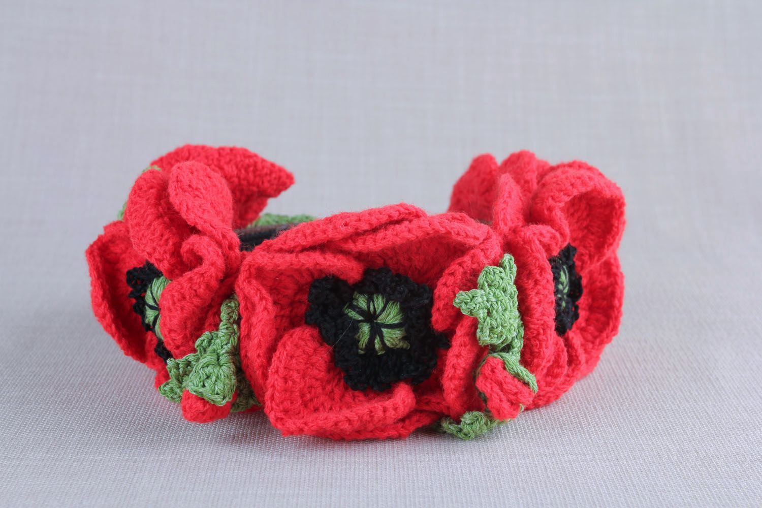 Handmade crocheted headband photo 2