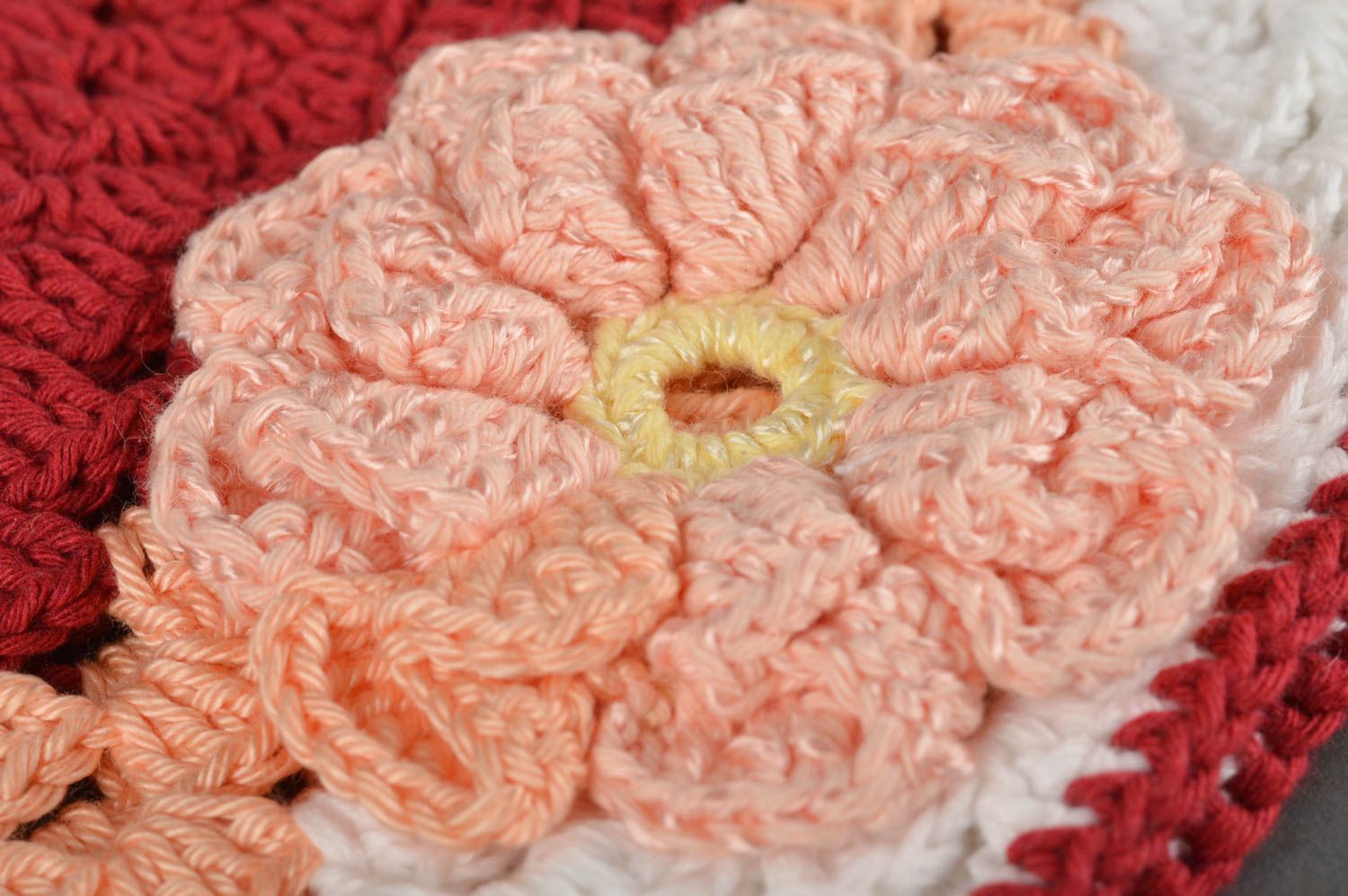 Bonnet au crochet fait main Chapeau tricot chaud d'hiver fleur Vêtement enfant photo 5