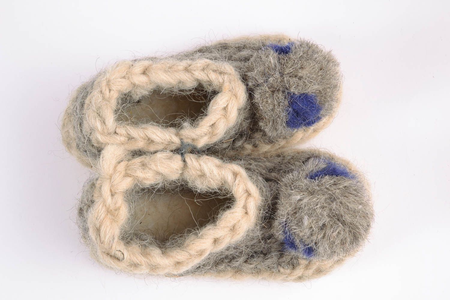 Pantuflas de lana grises para niños foto 5
