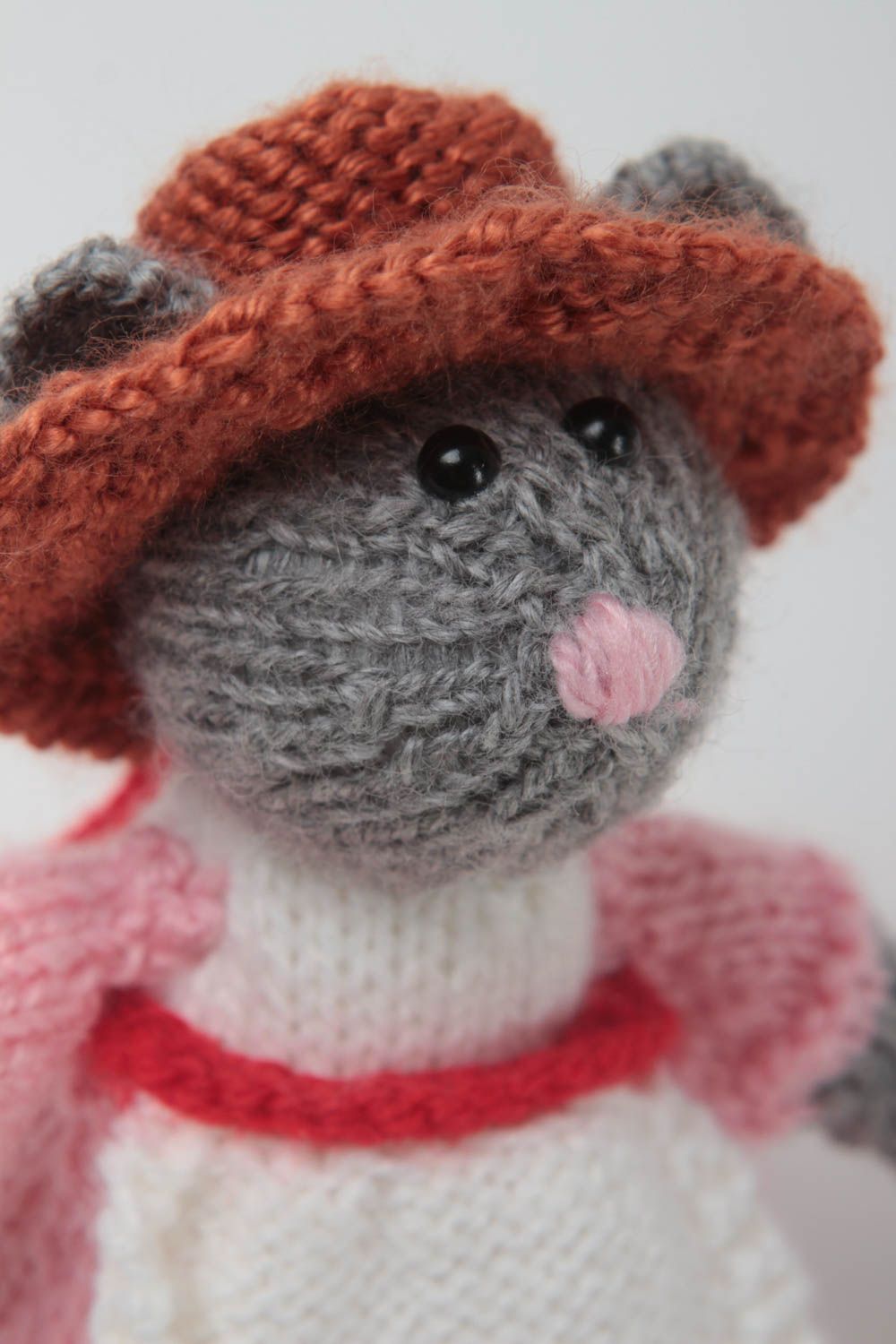 Jouet enfant Peluche tricotée fait main en forme de souris Cadeau original décor photo 3