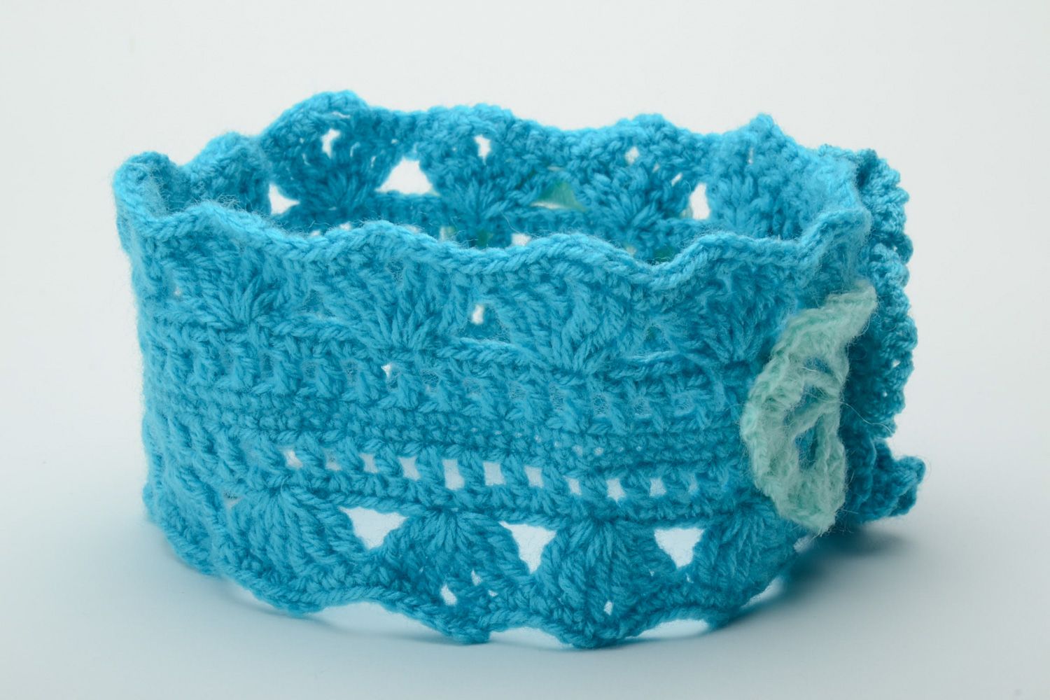 Bandeau pour cheveux bébé tricoté au crochet coton et acrylique fait main bleu  photo 4