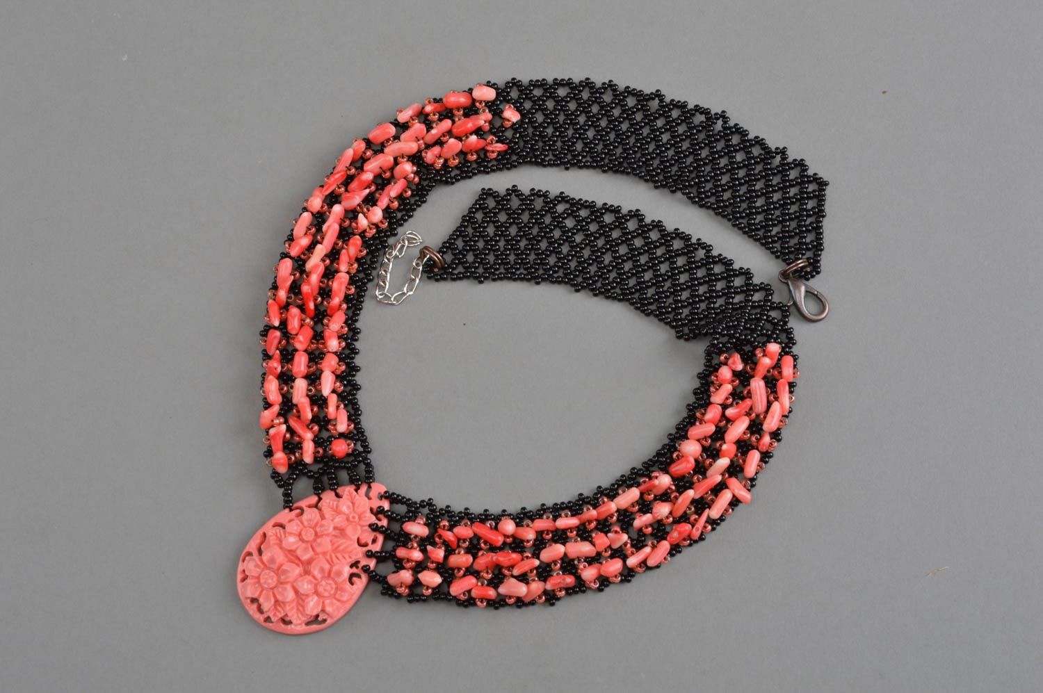 Beaded necklace with natural stones handmade coral accessory for women photo 3