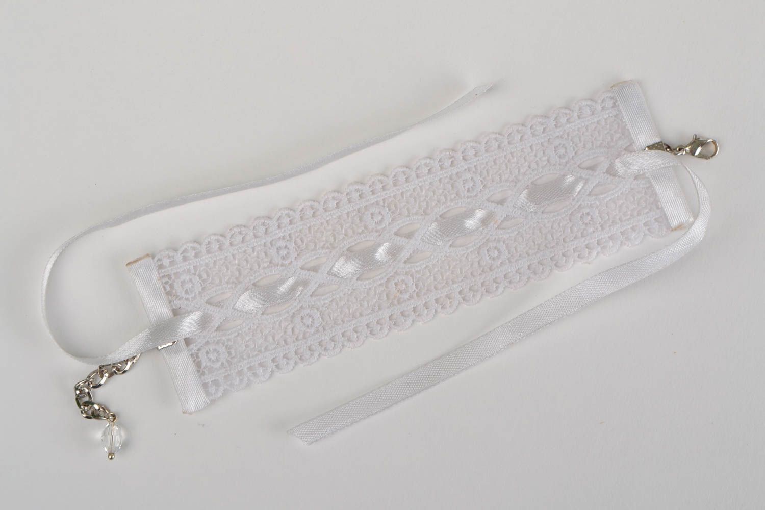 Handmade elegant white lace wrist bracelet with ribbon photo 5