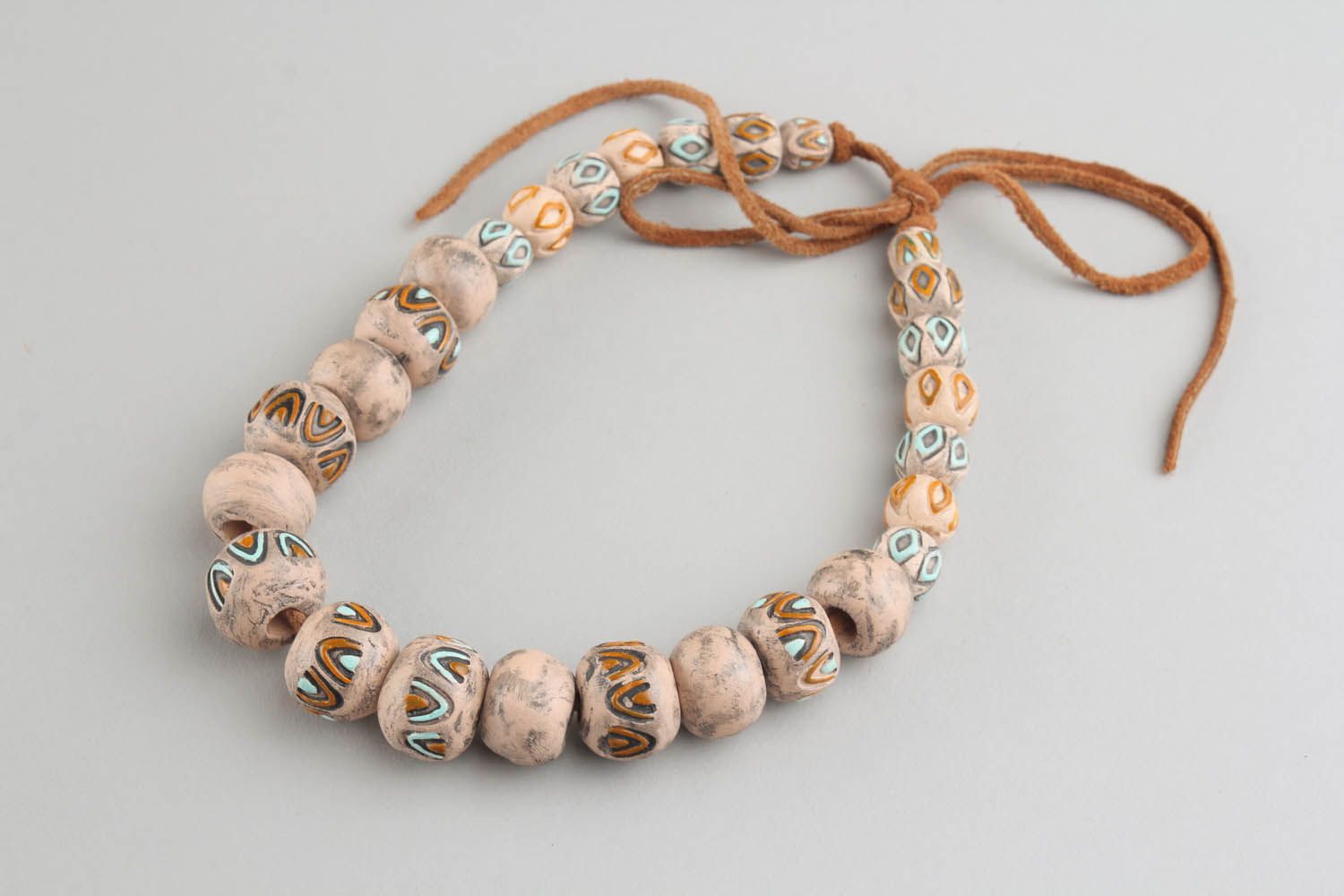 Clay beads in ethnic style photo 1