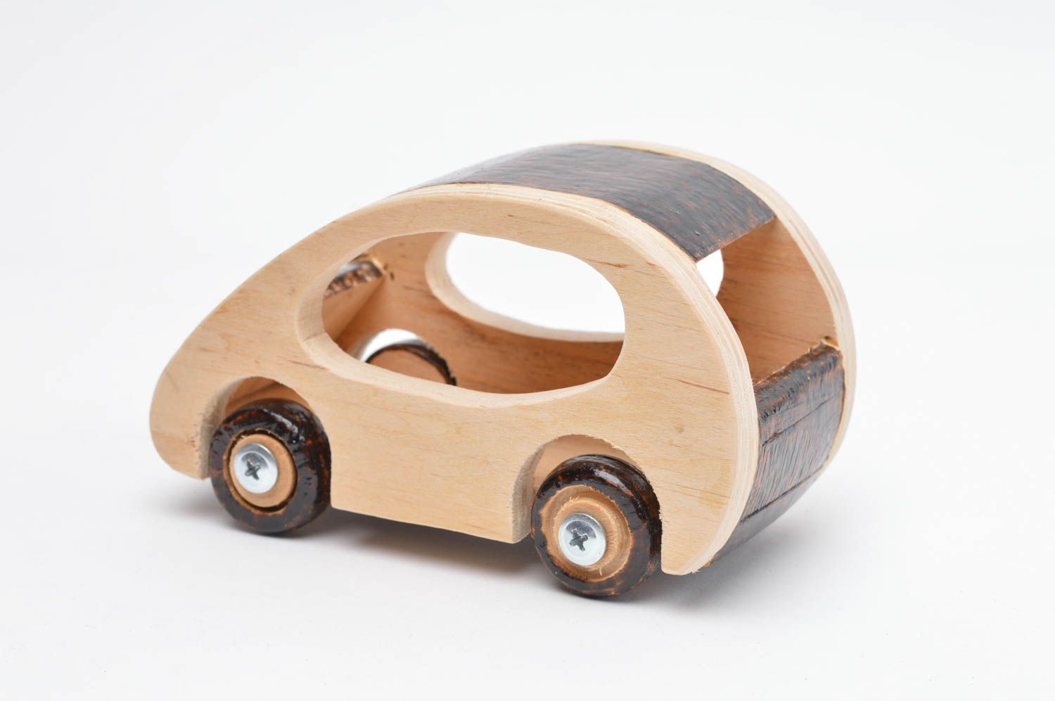 Juguete hecho a mano figura decorativa regalo original para niño coche de madera foto 4