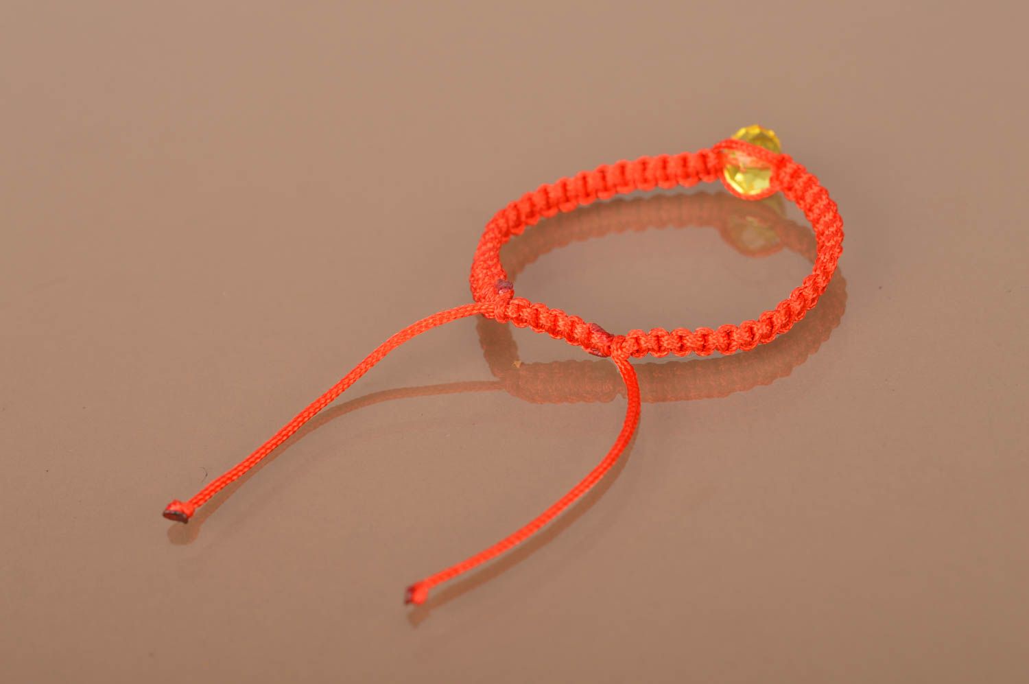 Bracelet tressé orange Bijou fait main avec perle jaune Cadeau pour femme photo 5