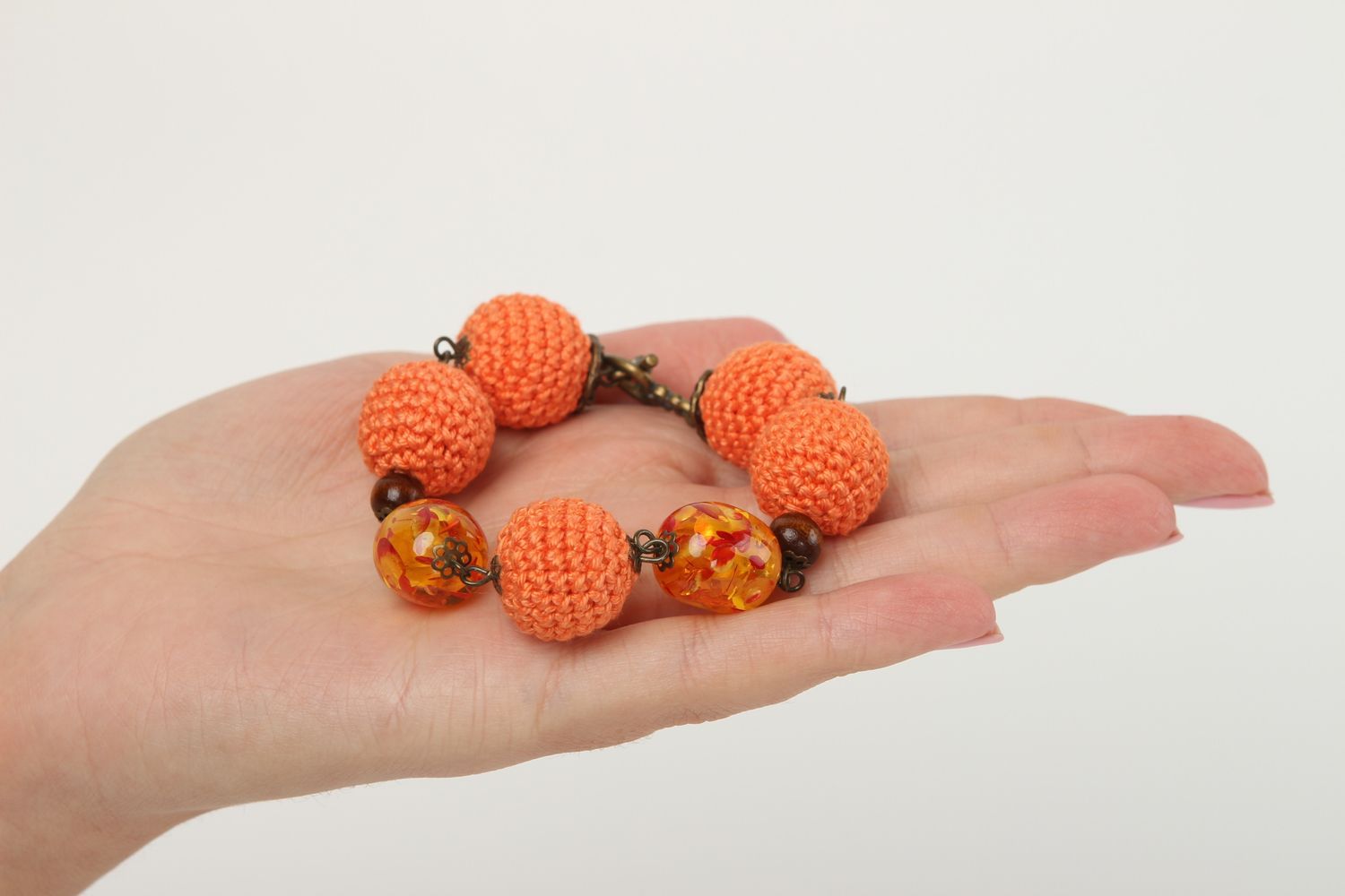 Handmade Designer Schmuck Frauen Accessoire orange gehäkeltes Armband  foto 5