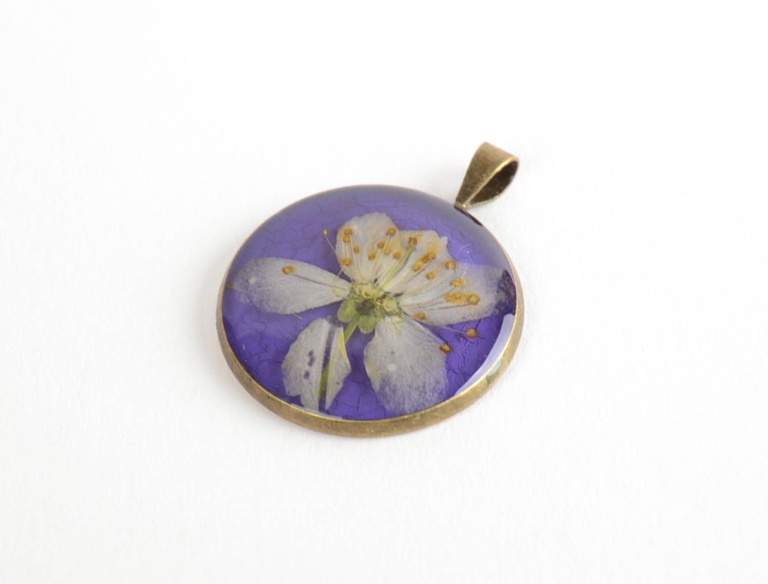 Small lilac handmade designer round pendant coated with epoxy without chain photo 5