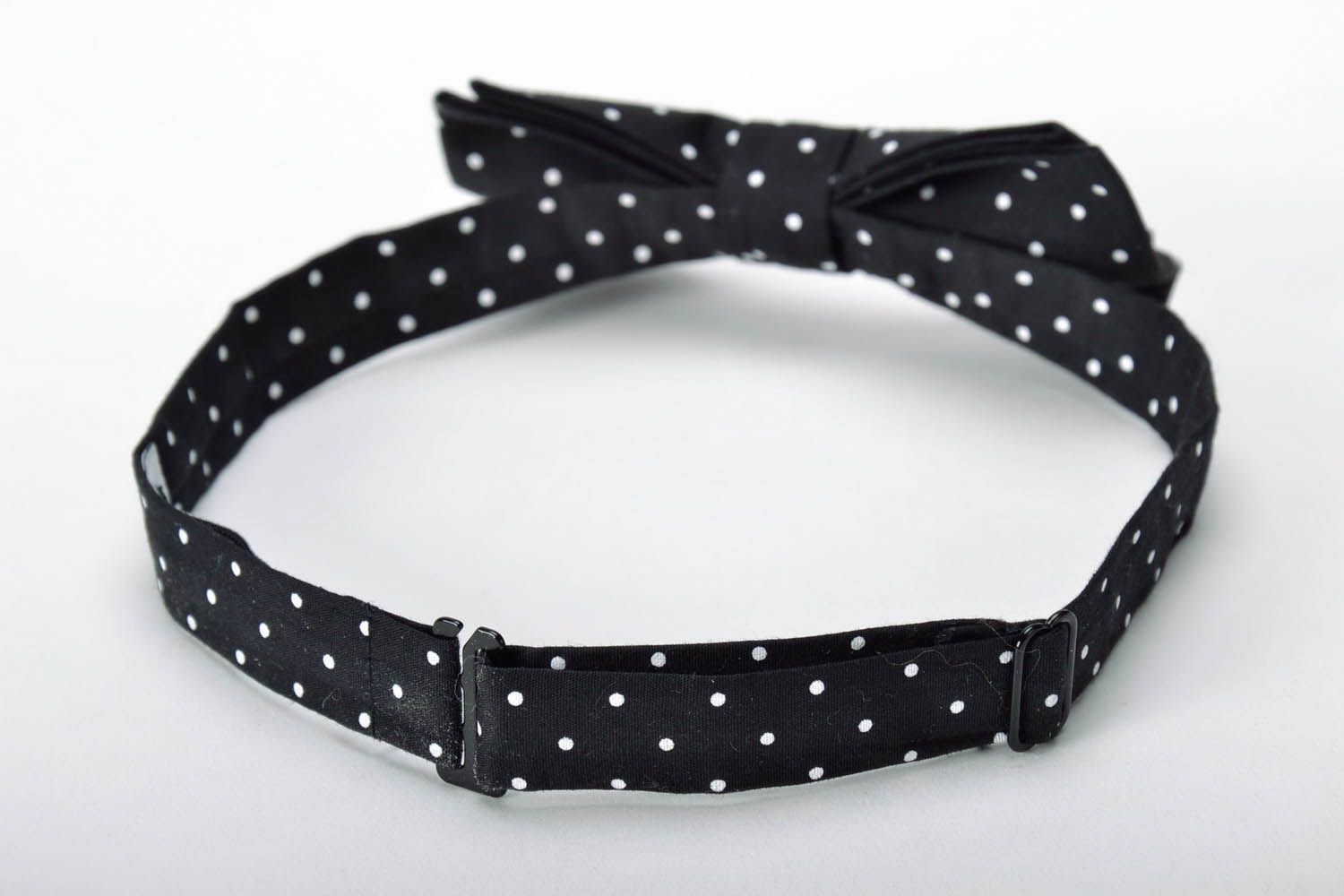 Black and dotted bow tie  photo 4