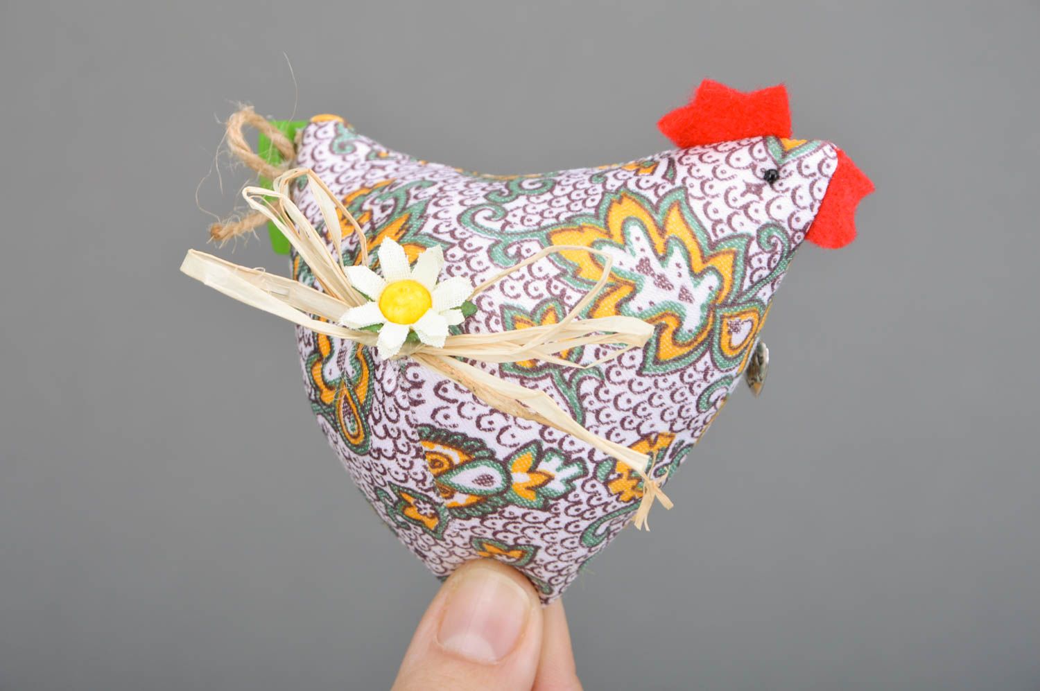 Peluche faite main poule en lin et feutrine de créateur jouet décoratif photo 3