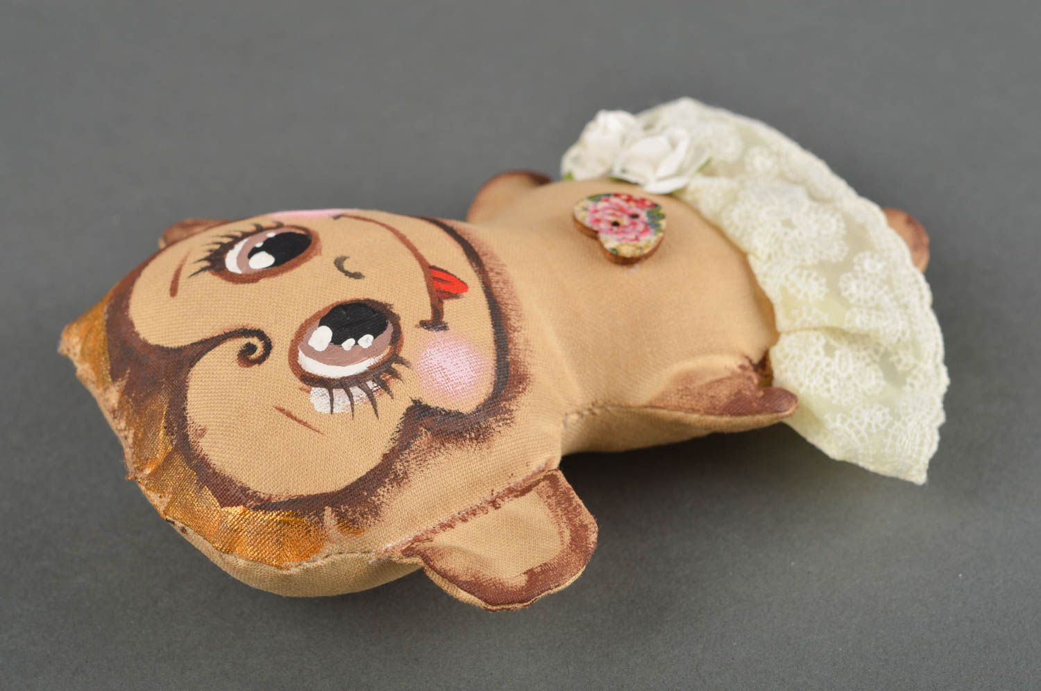 Игрушка ручной работы игрушка обезьянка в юбке оригинальная игрушка для декора фото 2
