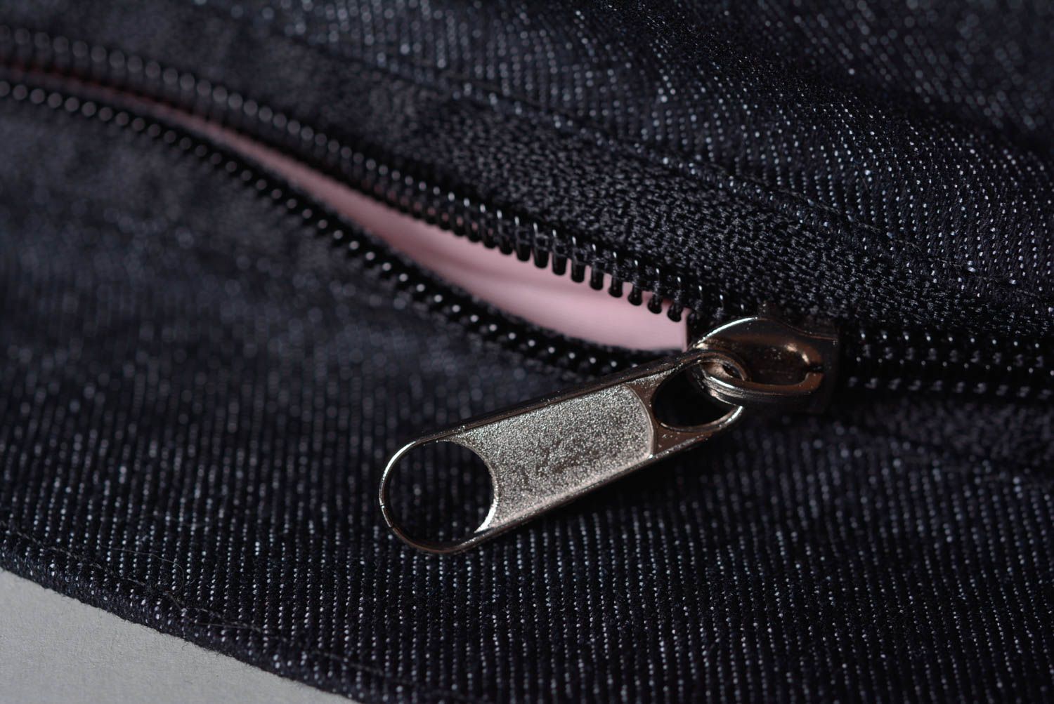 Handmade Tasche aus Jeans Mode Accessoire ausgefallene Tasche mit Print foto 5