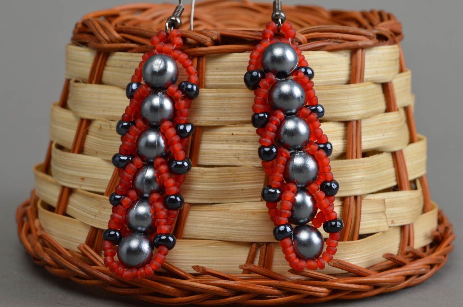Boucles d'oreilles en perles d'imitation et perles de rocaille faites main bijou photo 1