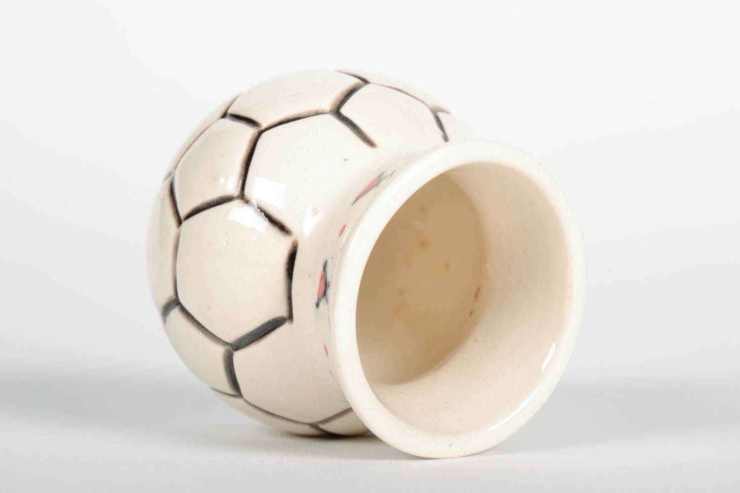 3-inch ceramic vase in the shape of soccer ball 0,26 lb photo 3