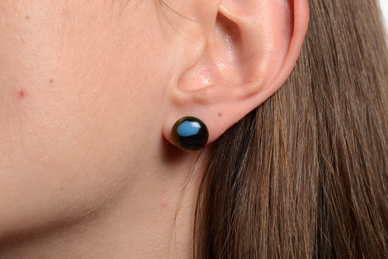 Stud earrings made of fusing glass green handmade designer beautiful jewelry photo 2