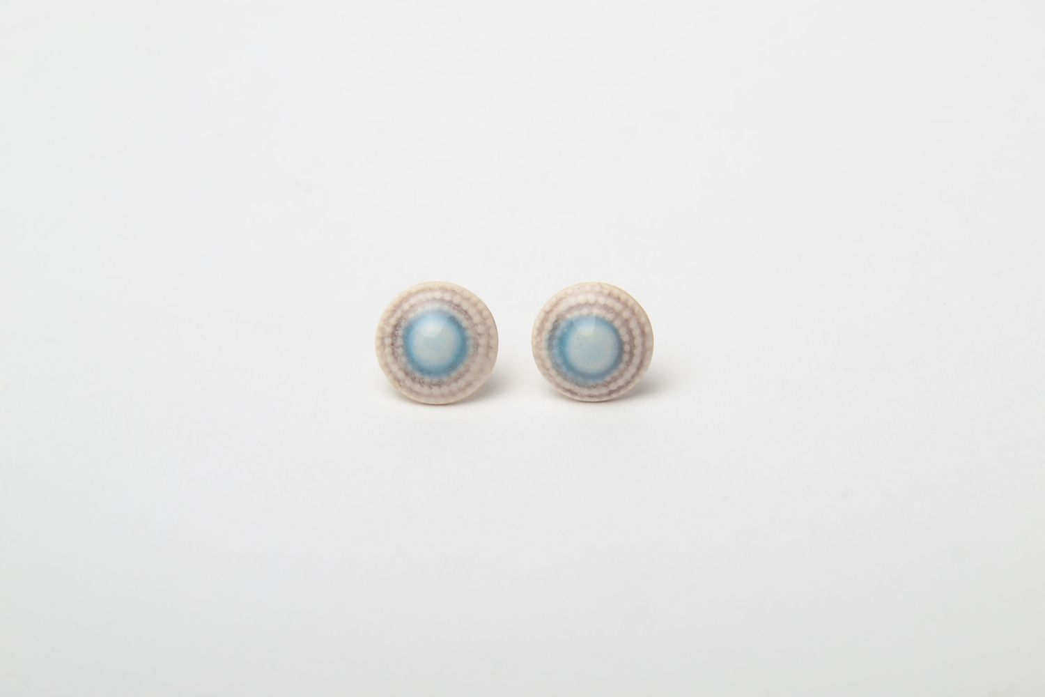 Small tender round ceramic earrings photo 3