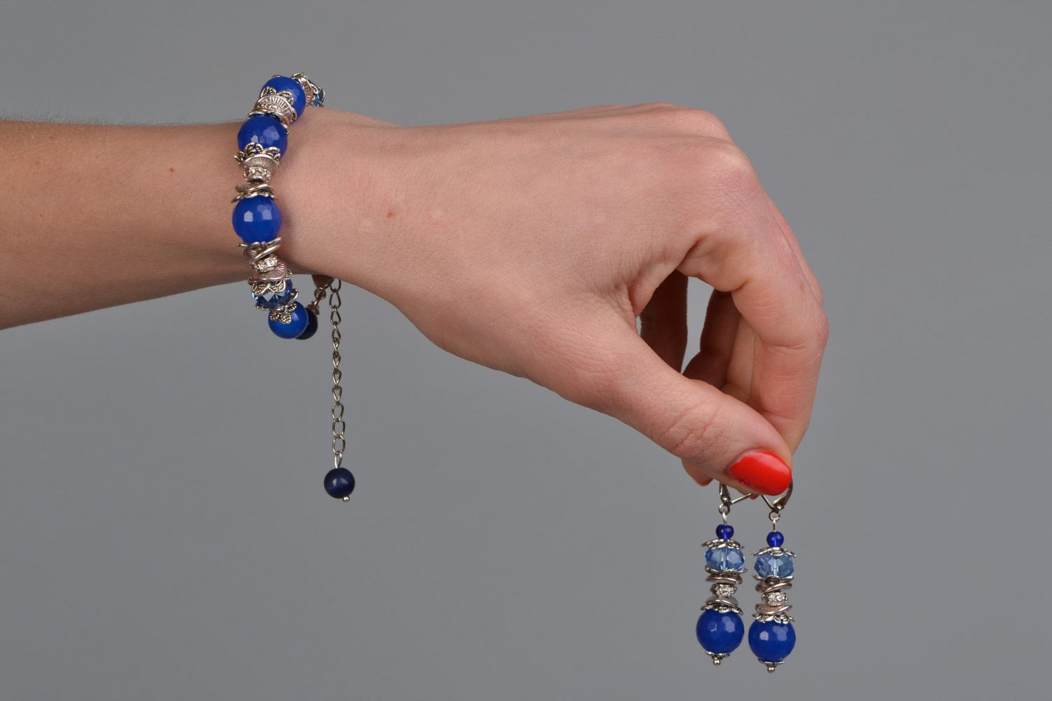 Handmade jewelry set with agate and glass beads in blue color earrings and bracelet photo 2