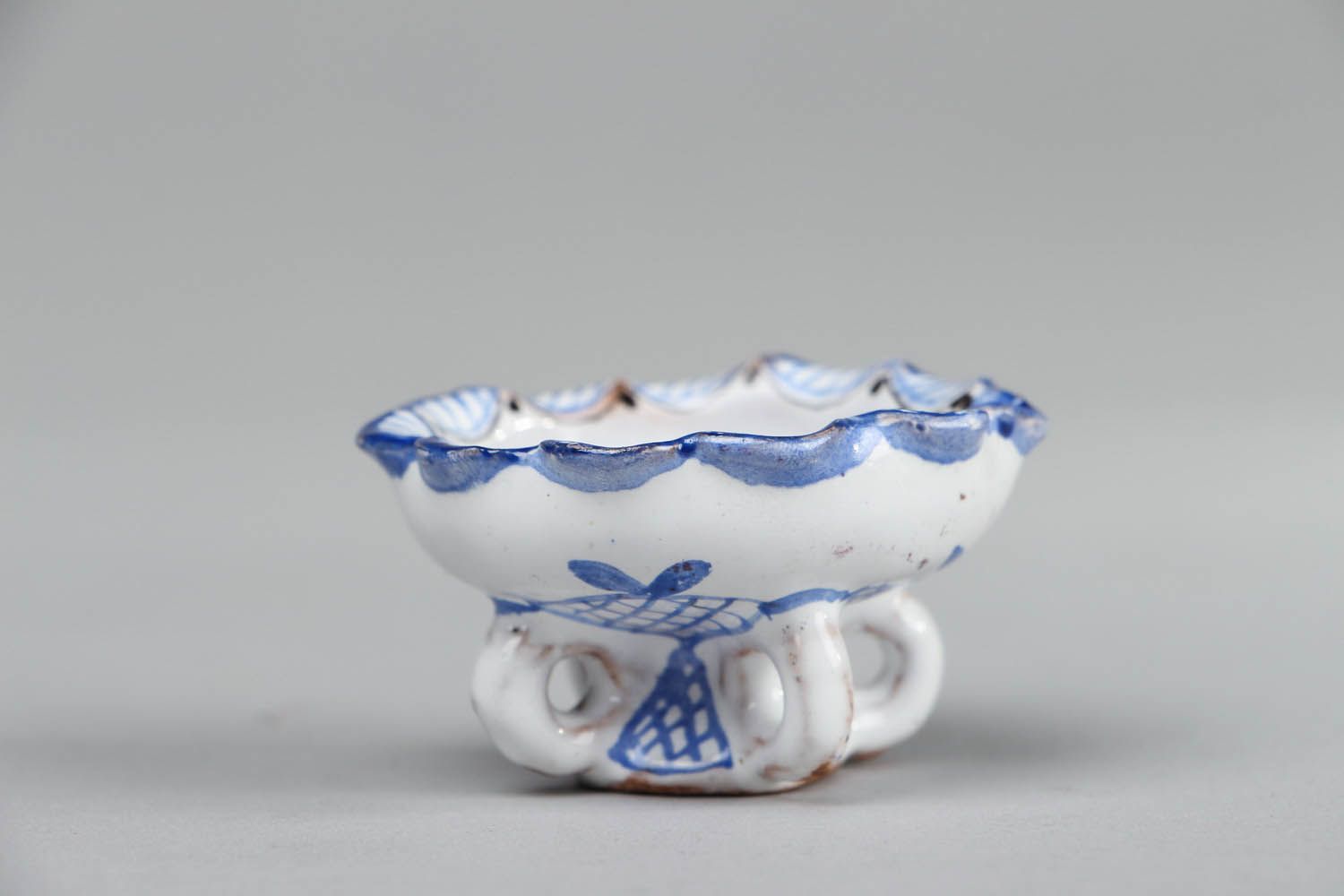 Joli petit vase en céramique bleu fait main photo 1