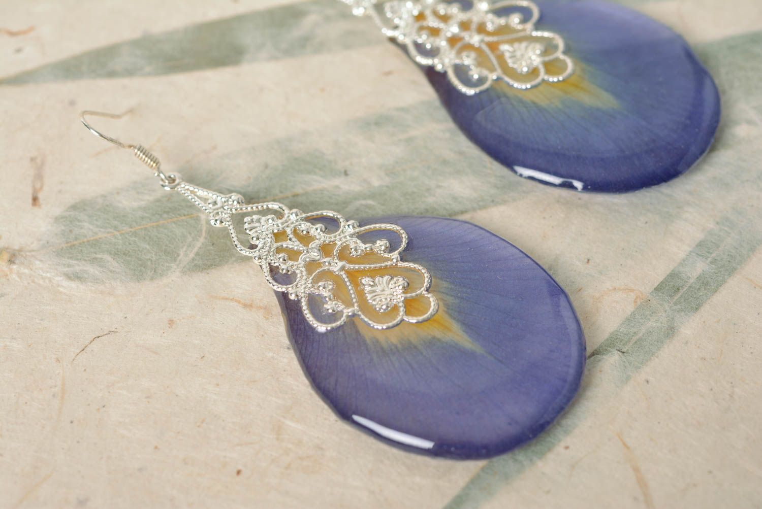 Beautiful violet handmade earrings with real flower petals and epoxy coating photo 4