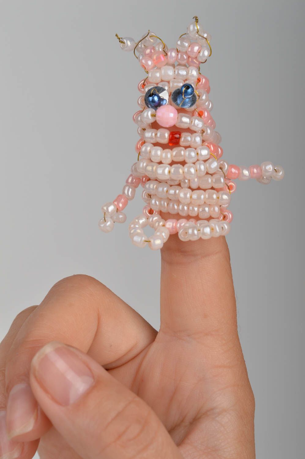 Muñeco de dedo de abalorios hecho a mano divertido original gatito rosado foto 1