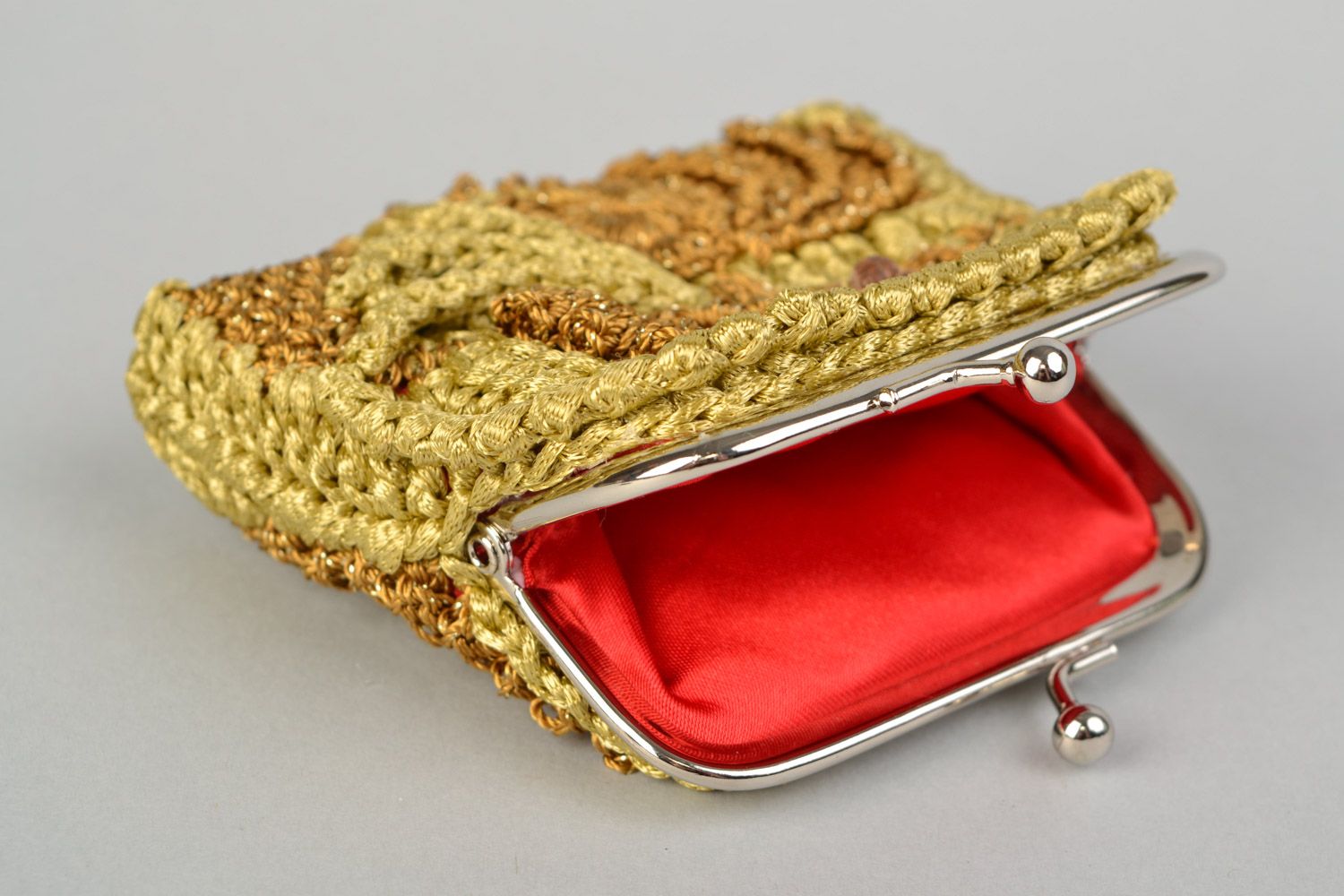 Porte-monnaie à clip tricoté en acrylique au crochet ajouré doré fait main femme photo 4