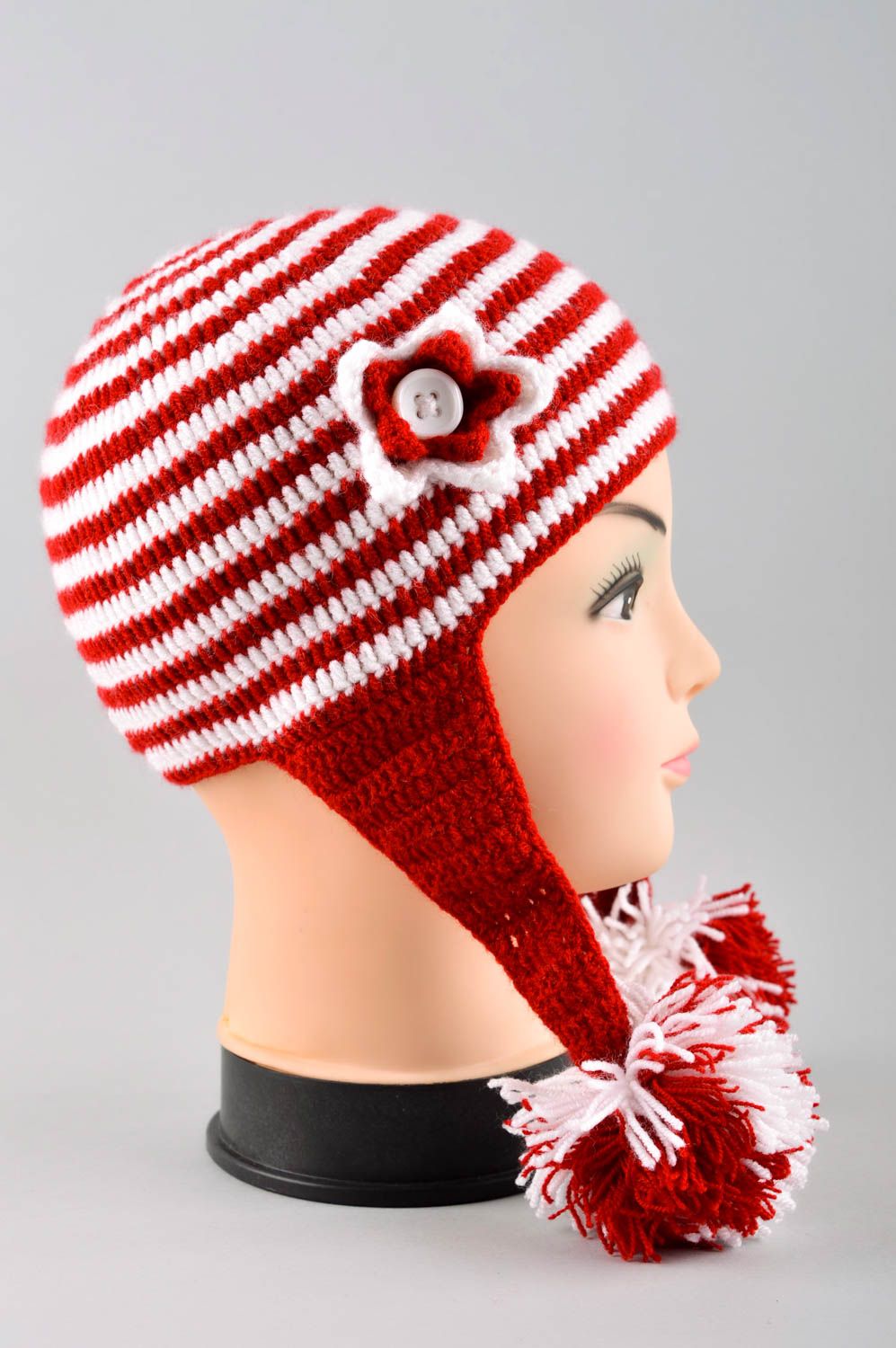 Chapeau rayé fait main Bonnet rouge et blanc à pompon Vêtement pour enfant  photo 3