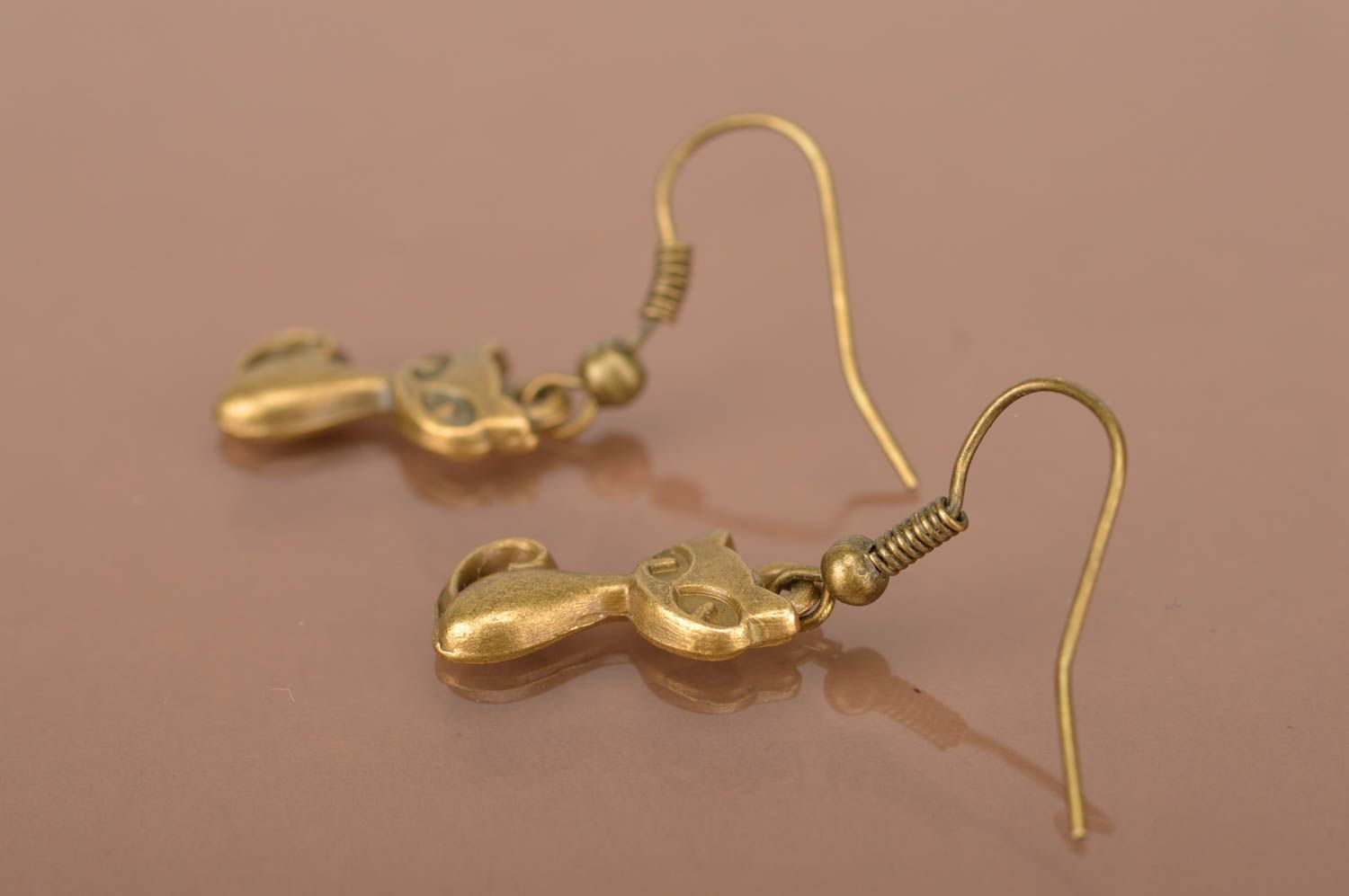 Handmade Ohrringe Katzen Metall Schmuck ausgefallener Ohrschmuck goldenfarben foto 4