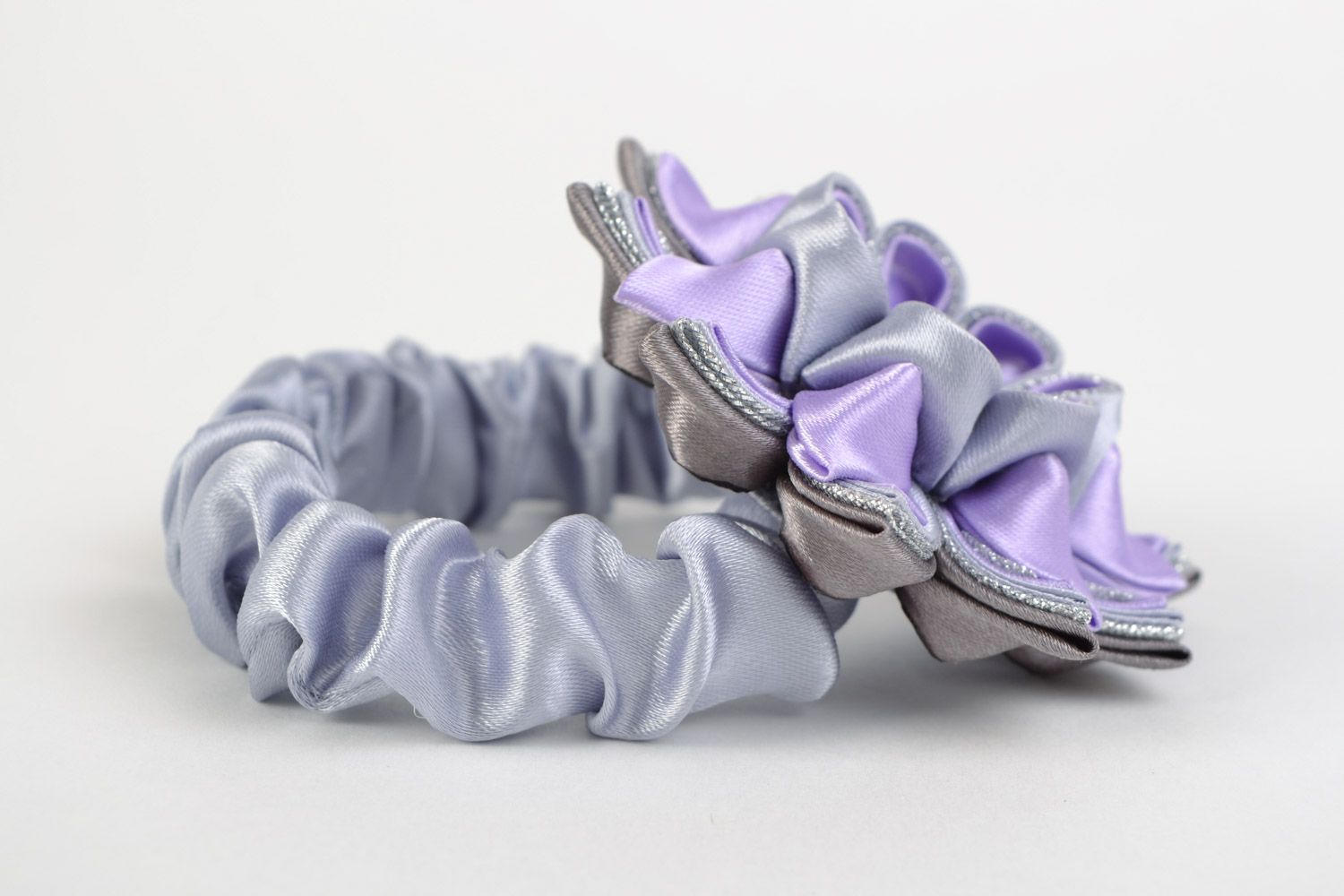 Large handmade kanzashi flower hair tie of lilac and gray colors photo 2