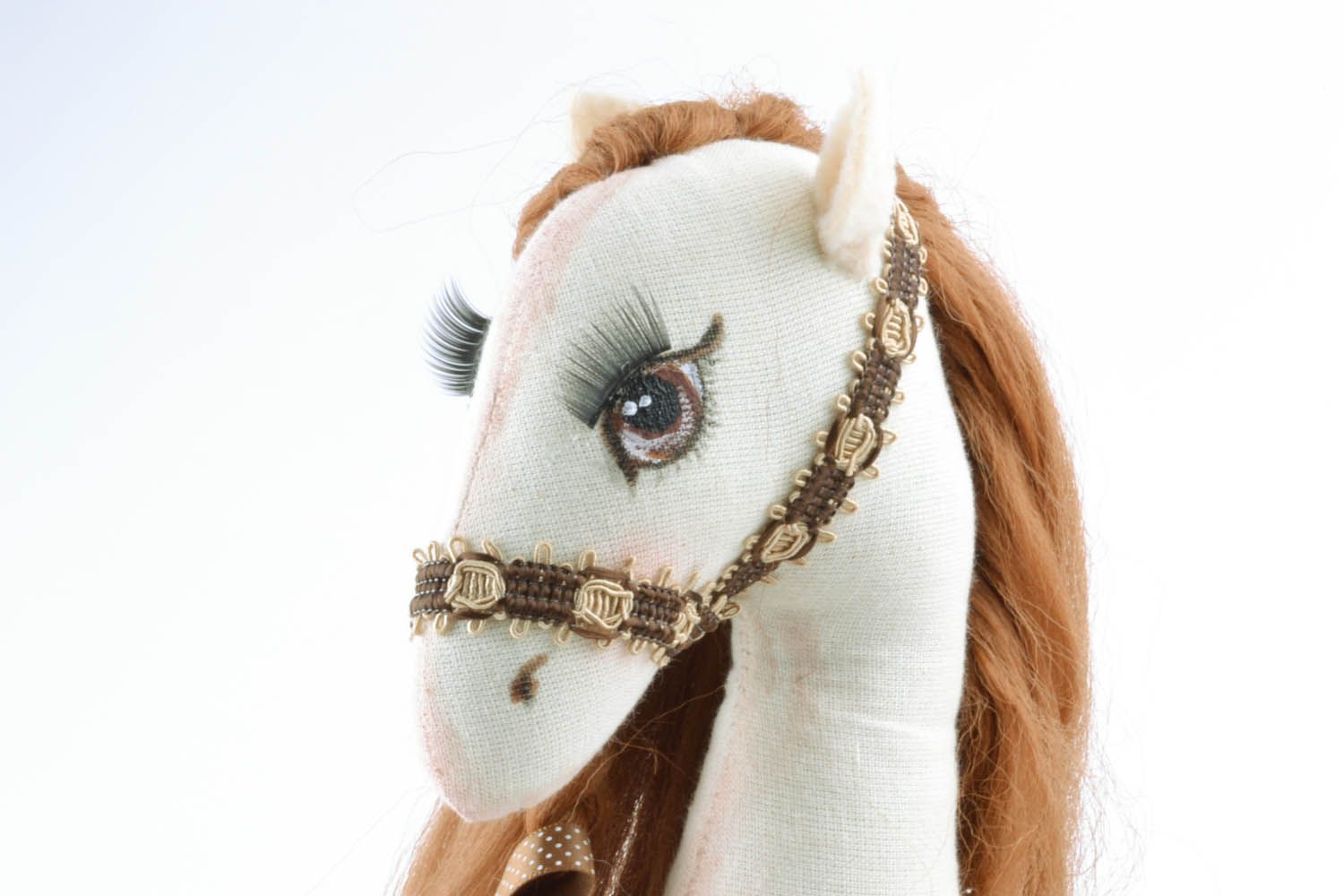 Brinquedo macio artesanal de tecidos naturais Cavalo foto 3