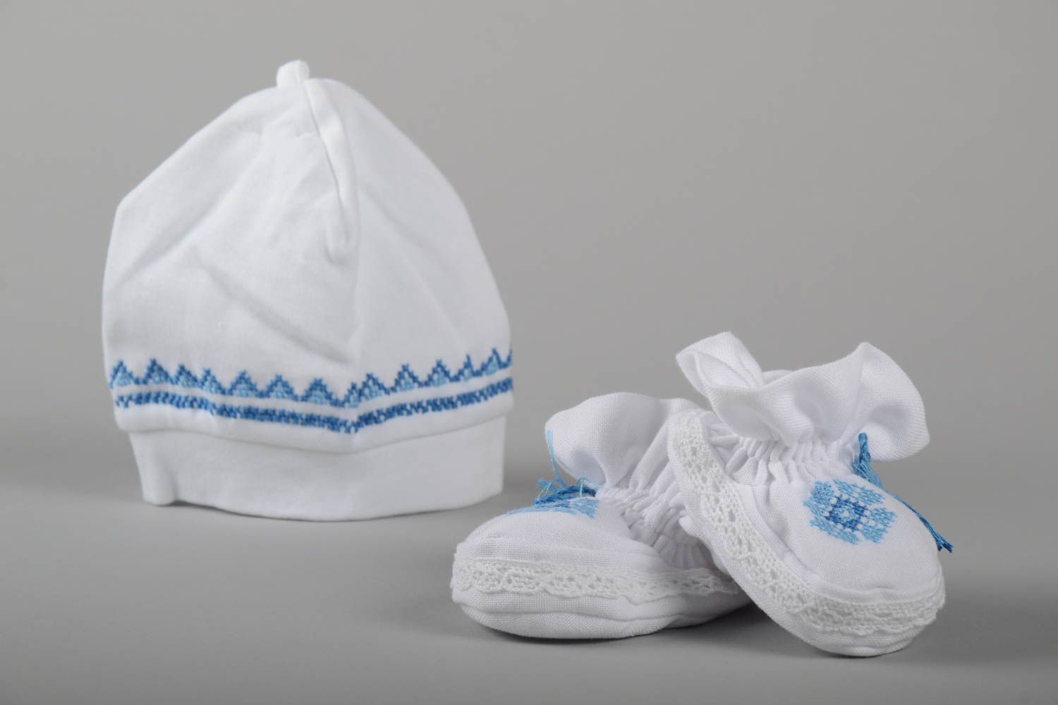 Handmade blaue Baby Mütze Schuhe für Neugeborene Baby Kleidung mit Stickerei foto 1