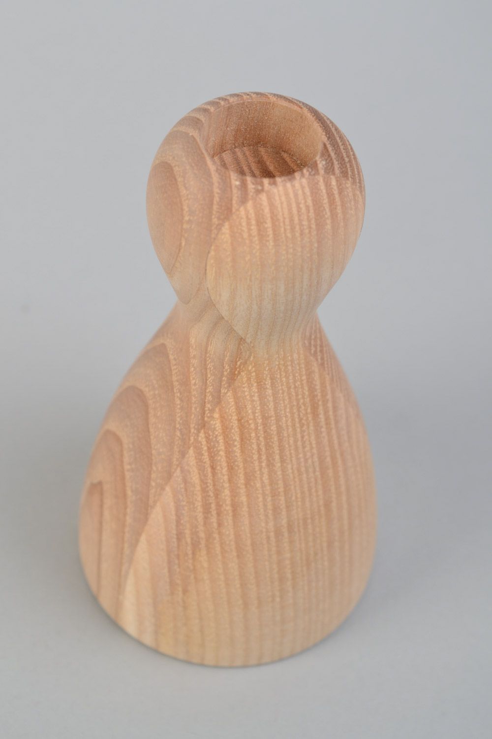 Фигурный деревянный подсвечник ручной работы из клена шлифованый на одну свечу фото 3