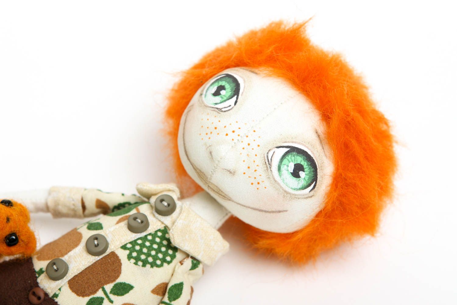 Bambola insolita in cotone fatta a mano pupazzo tessile originale e decorativo foto 2