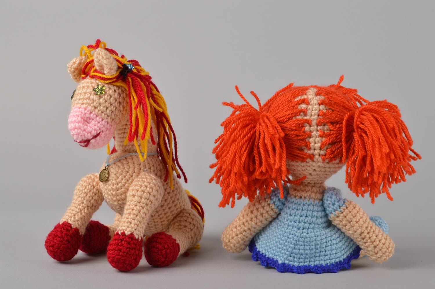 Мягкие игрушки кукла ручной работы кукла крючком с маленькой лошадкой набор фото 4