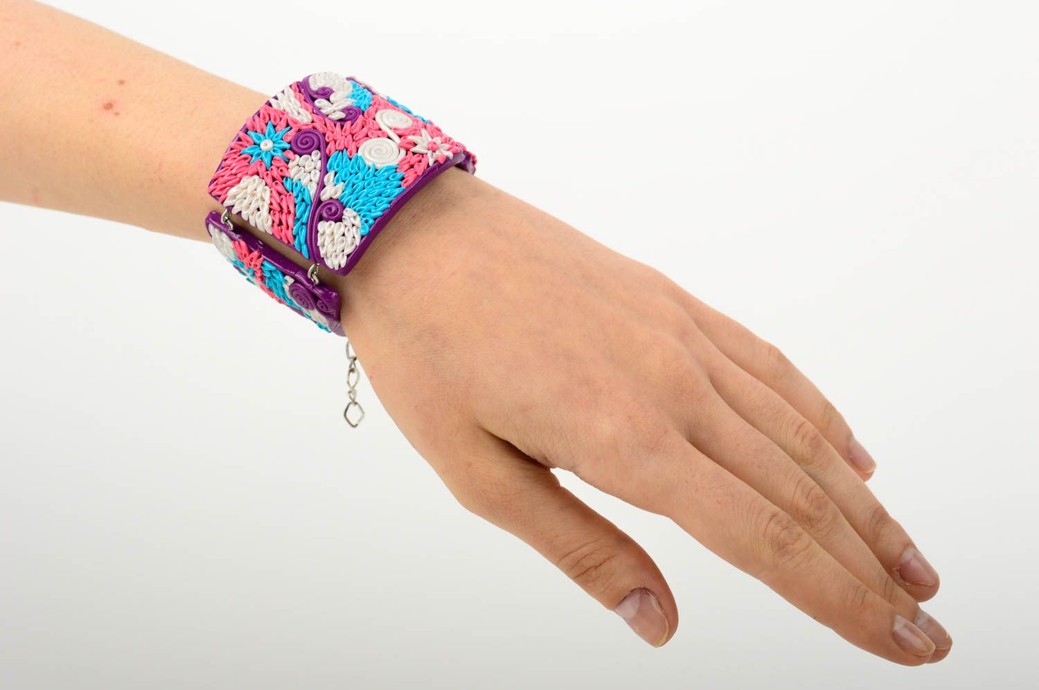 Handmade Damen Armband Schmuck mit Blumen Designer Accessoire aus Polymerton  foto 2