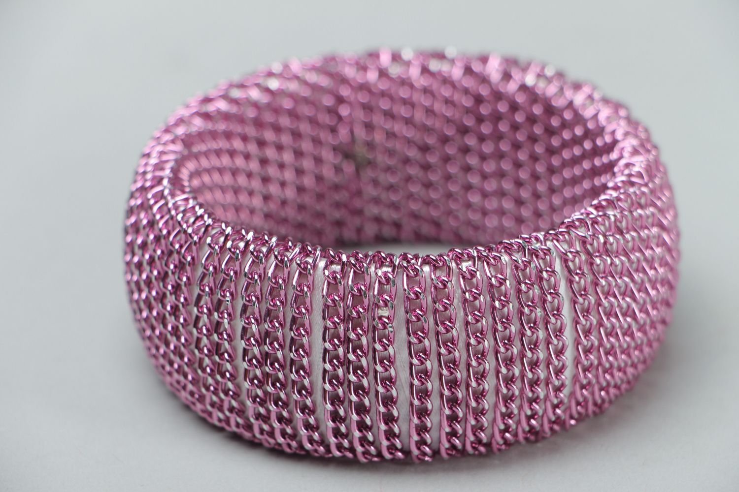 Handmade metal bracelet of violet color photo 1