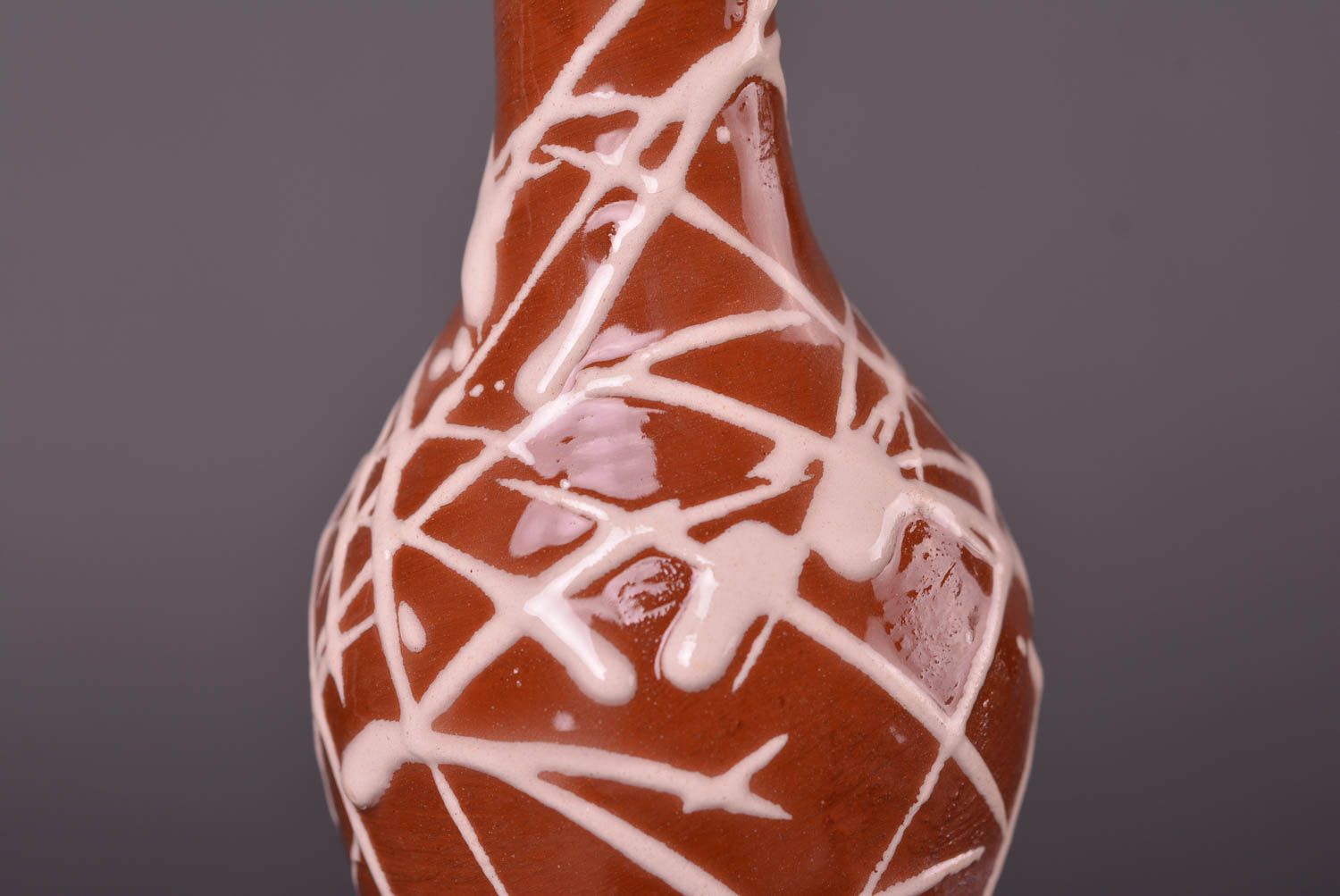 Посуда ручной работы глиняная бутылка красивая керамическая бутылка 500 мл фото 5