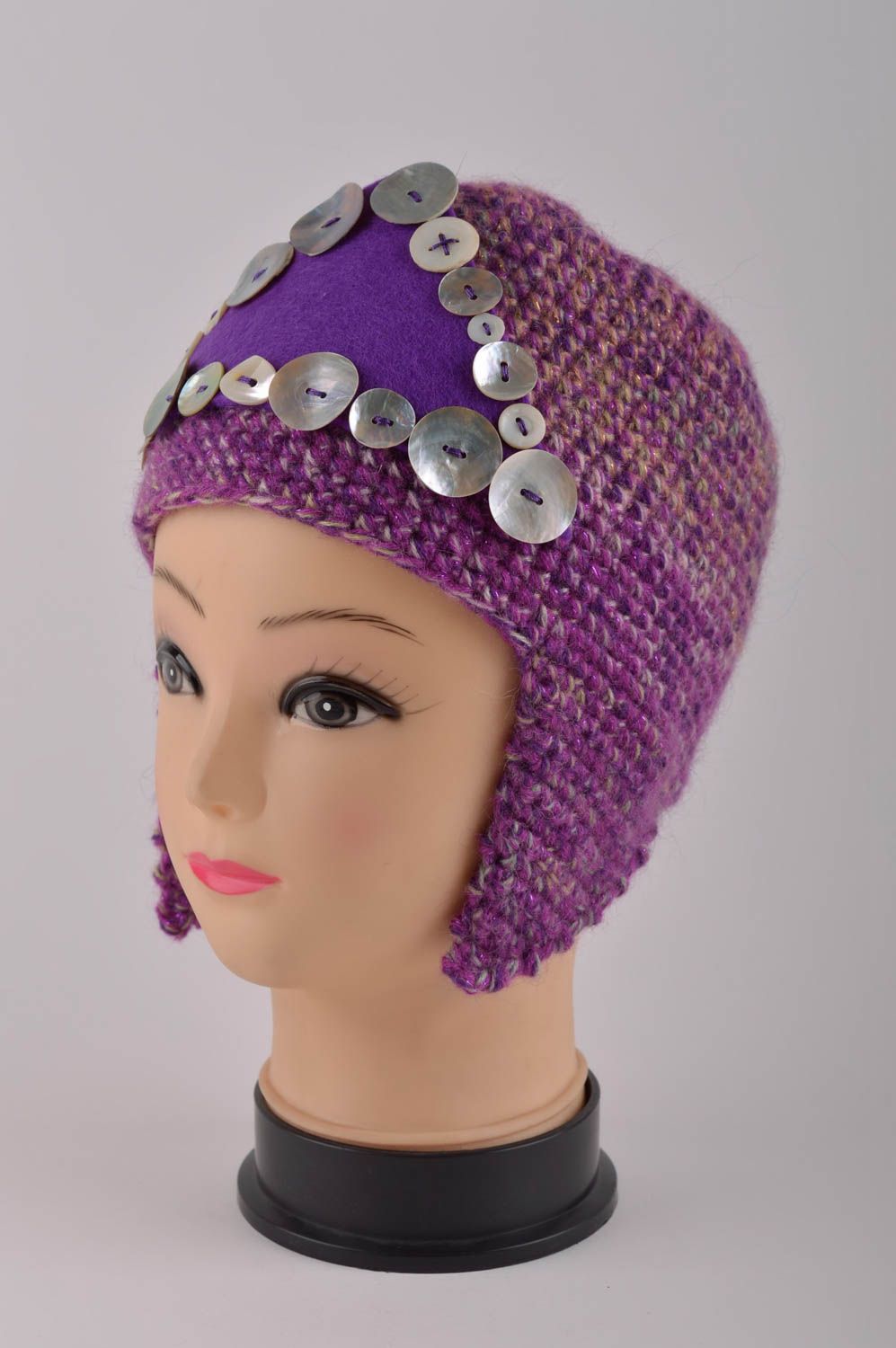 Bonnet fait main Chapeau en laine de lilas Vêtement pour femme original photo 1