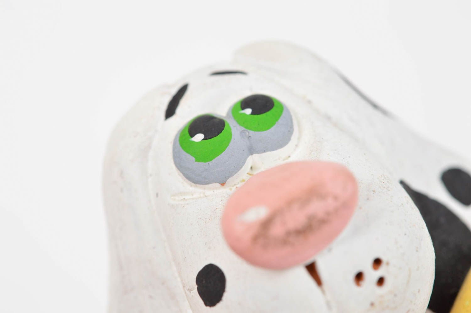 Красивый глиняный магнит на холодильник в виде собачки расписной ручной работы фото 4