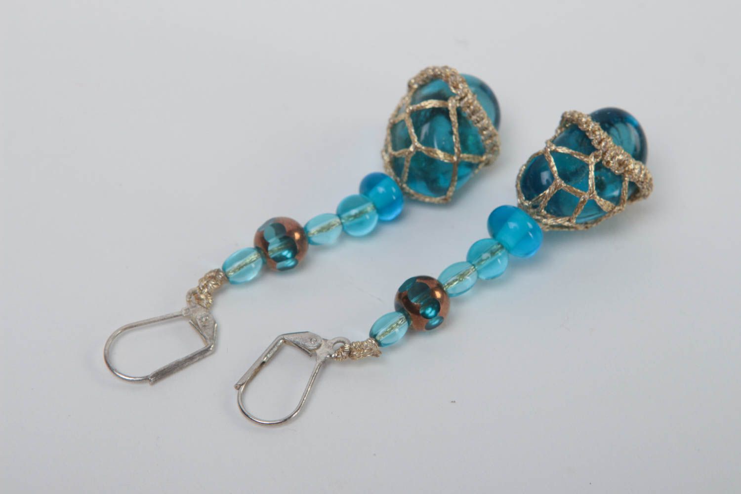 Boucles d'oreilles en verre Bijou fait main pendantes bleu ciel Cadeau femme photo 4