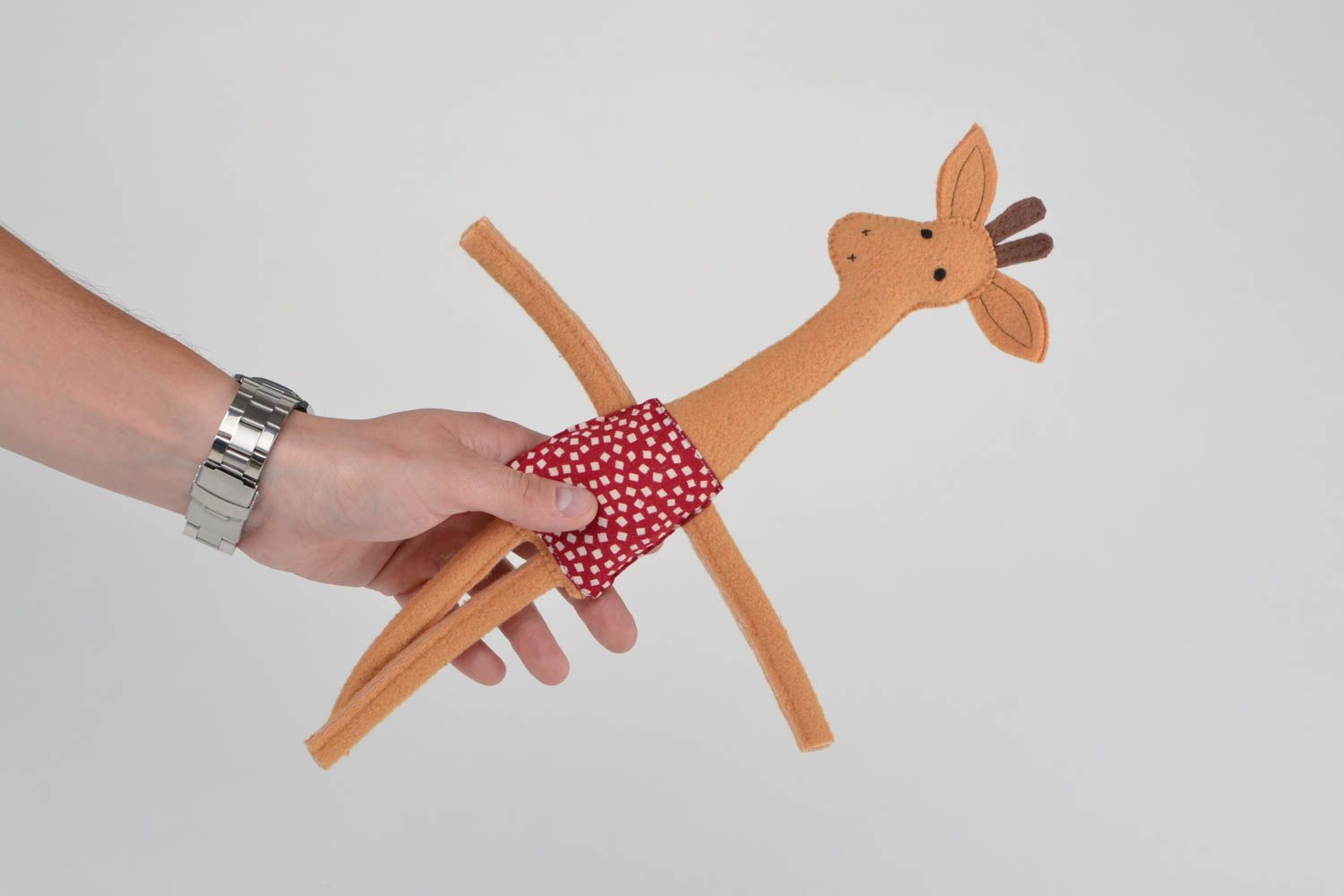 Симпатичная мягкая игрушка в виде жирафа из фетра ручной работы оригинальная  фото 2