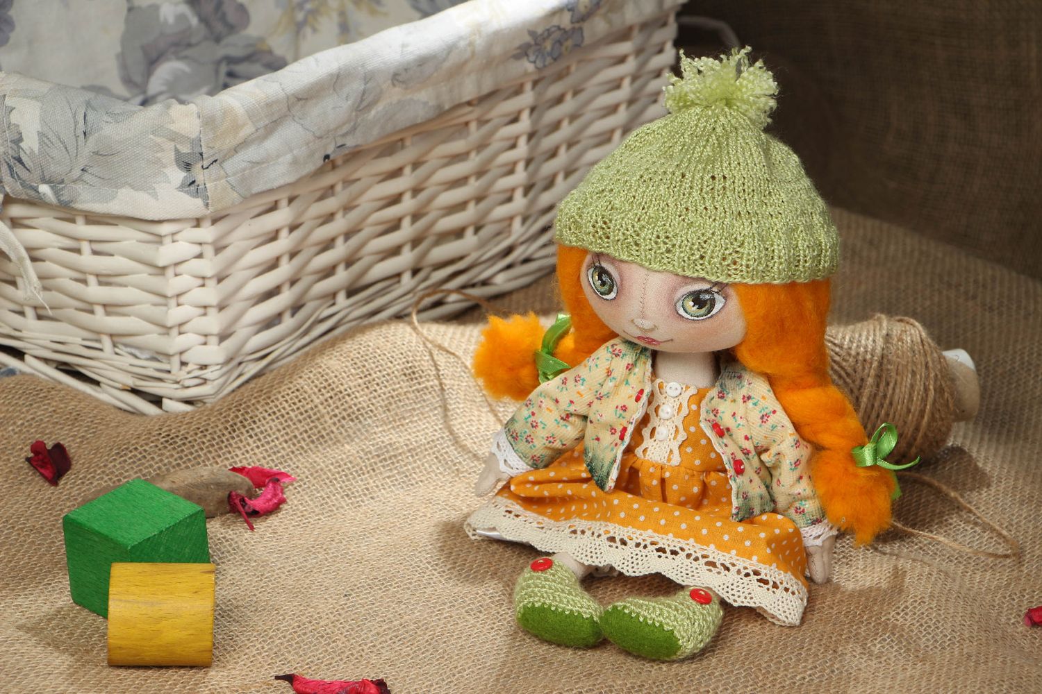 Designer Puppe aus Stoff handmade schön Kinderzimmer Deko Geschenke für Kinder foto 5