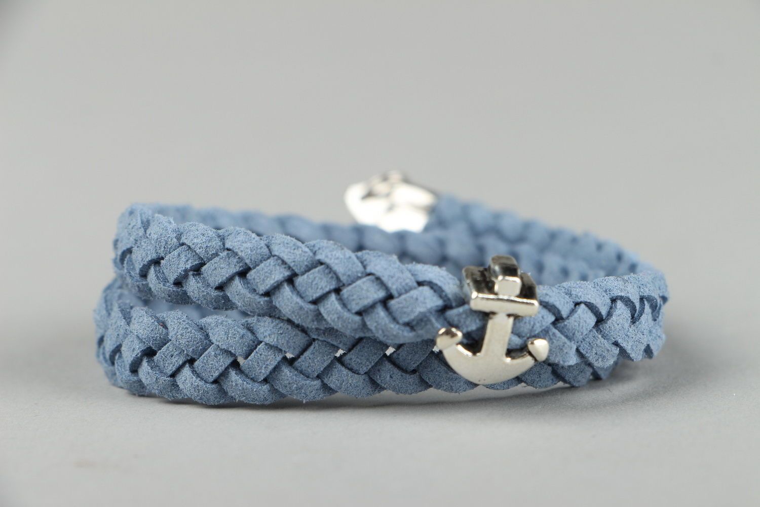 Suede bracelet with anchor photo 3