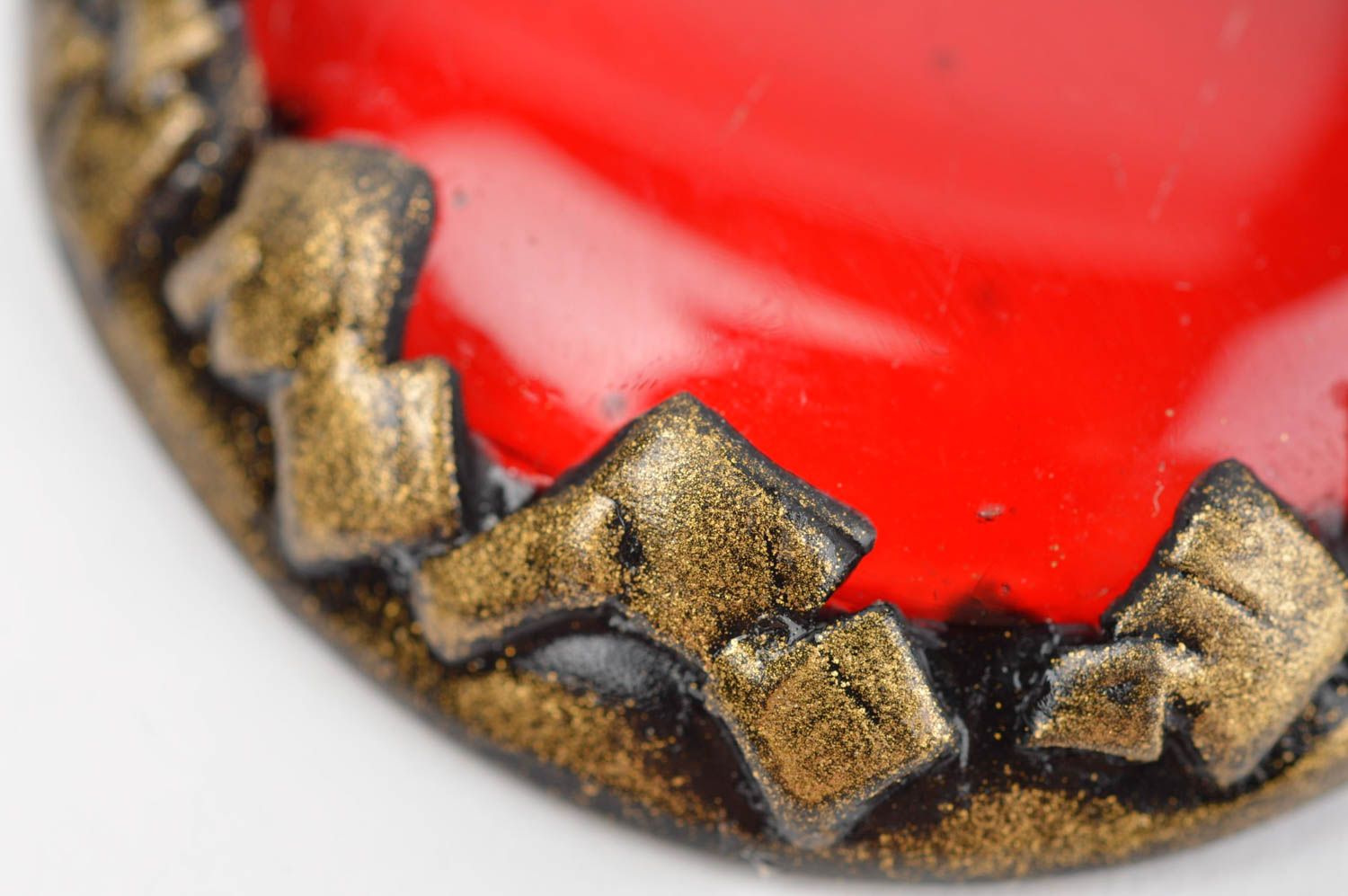 Schöner roter Anhänger aus Glas und Polymerton handmade Schmuck für Frauen foto 5