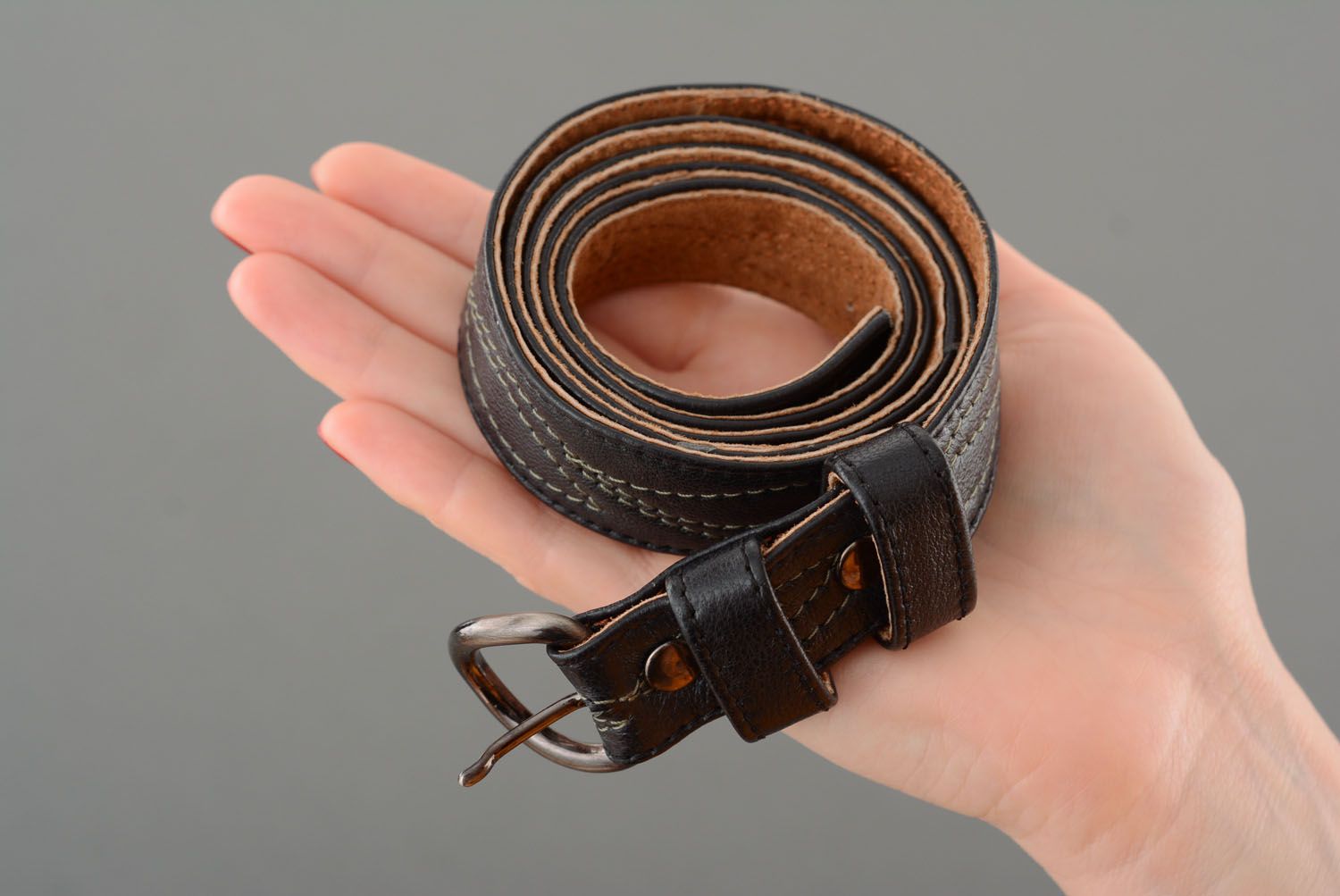 Black leather belt photo 4