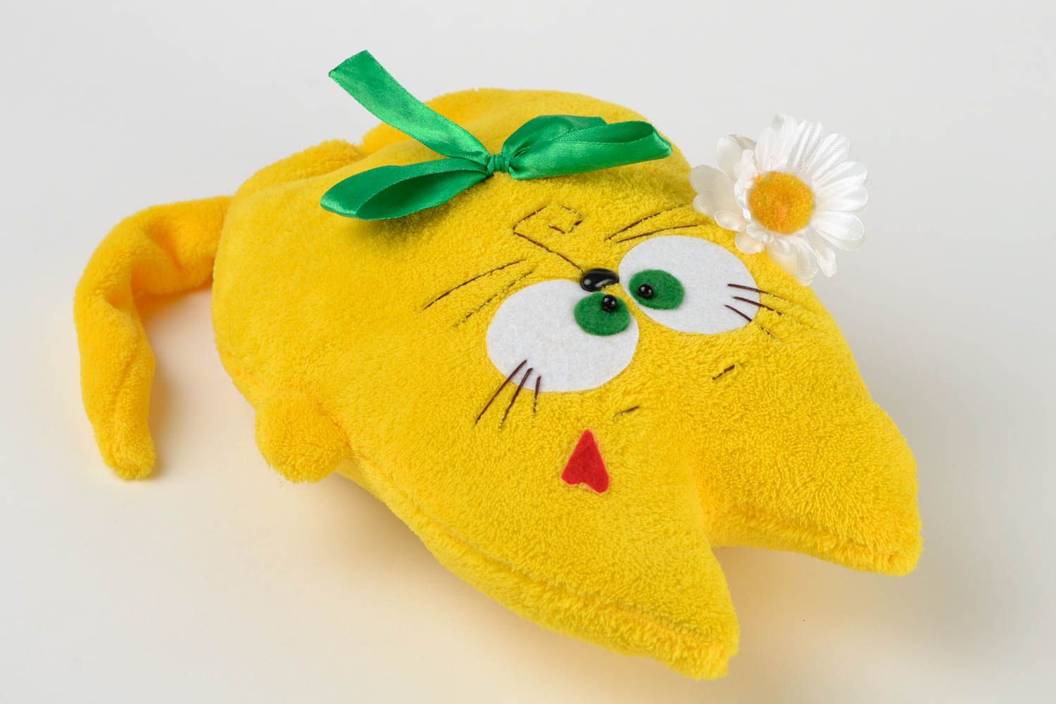 Peluche Chat en tissu de mohair faite main jaune avec noeud Cadeau pour enfant photo 3