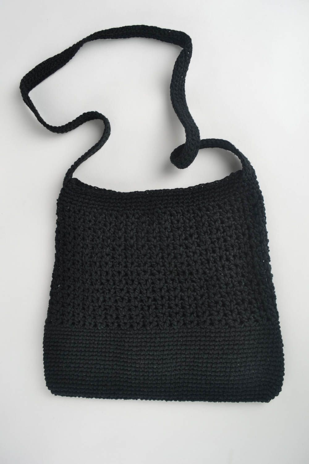 Sac noir tricoté coton fait main Accessoire femme avec fleurs Cadeau original photo 3