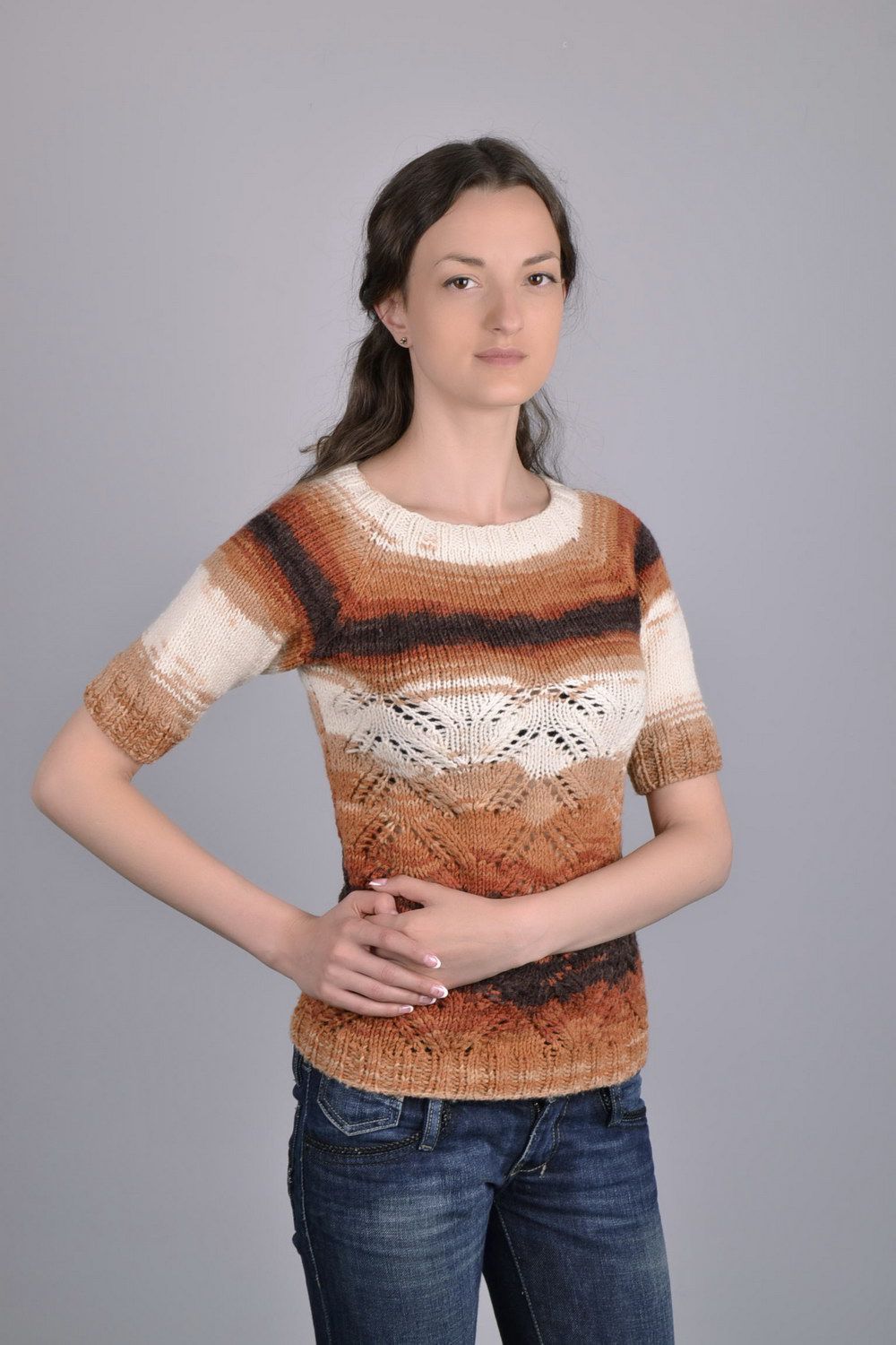 Легкий вязаный свитер с укороченным рукавом  фото 1