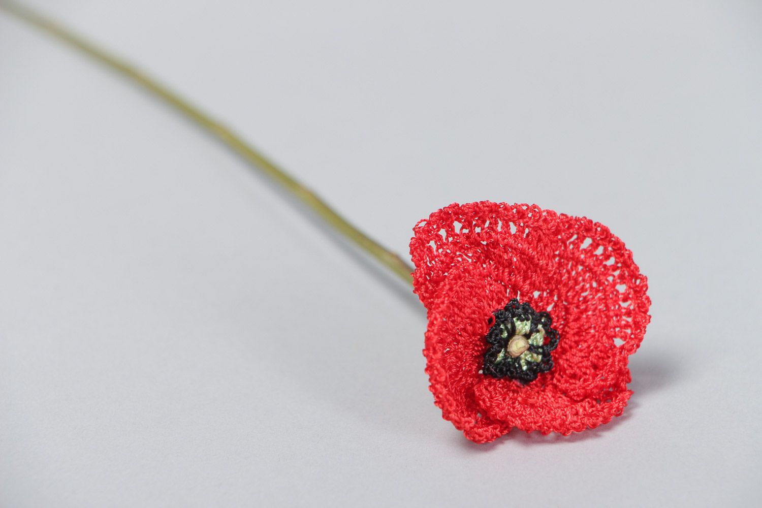 Coquelicot tricoté au crochet fait main décoratif miniature avec longue tige photo 3